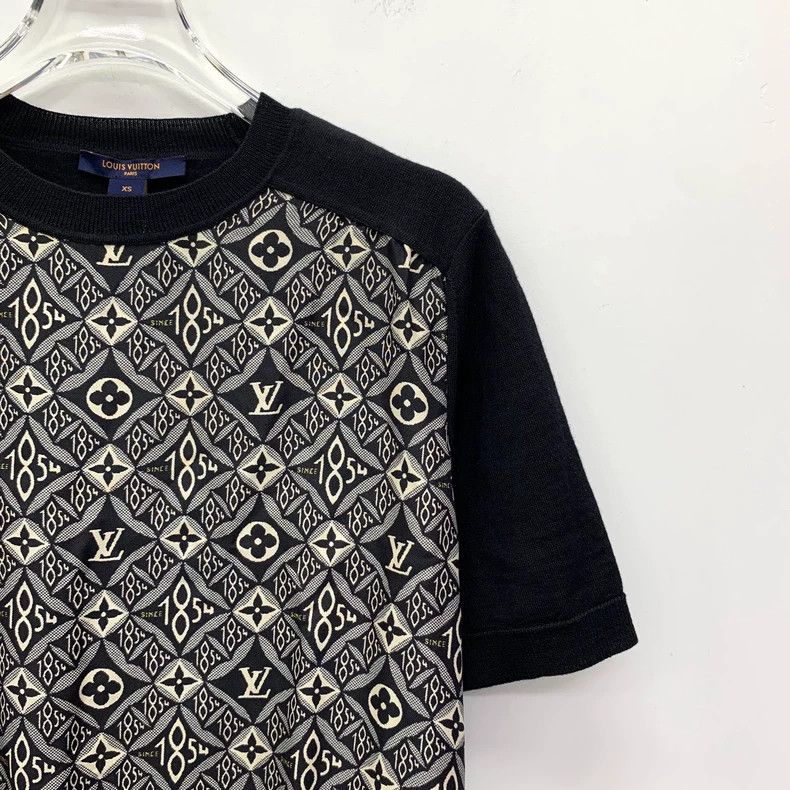 Louis Vuitton Louis Vuitton Black logo presbyopic printed sheep wool cre Size XS / US 0-2 / IT 36-38 - 3 Thumbnail