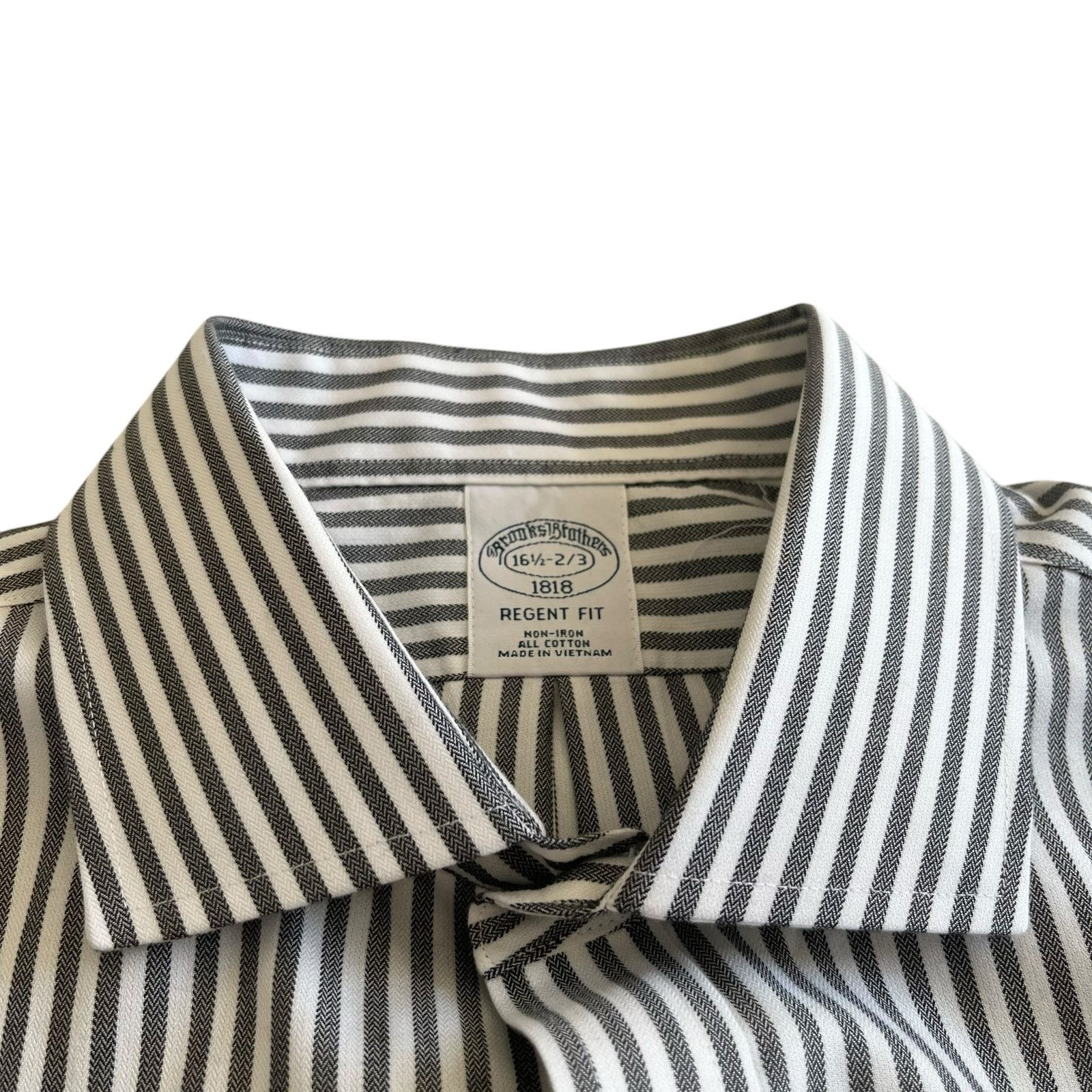 Brooks Brothers Brooks Brothers White Gray Regent Fit Non-Iron Dress Shirt Size US L / EU 52-54 / 3 - 5 Thumbnail