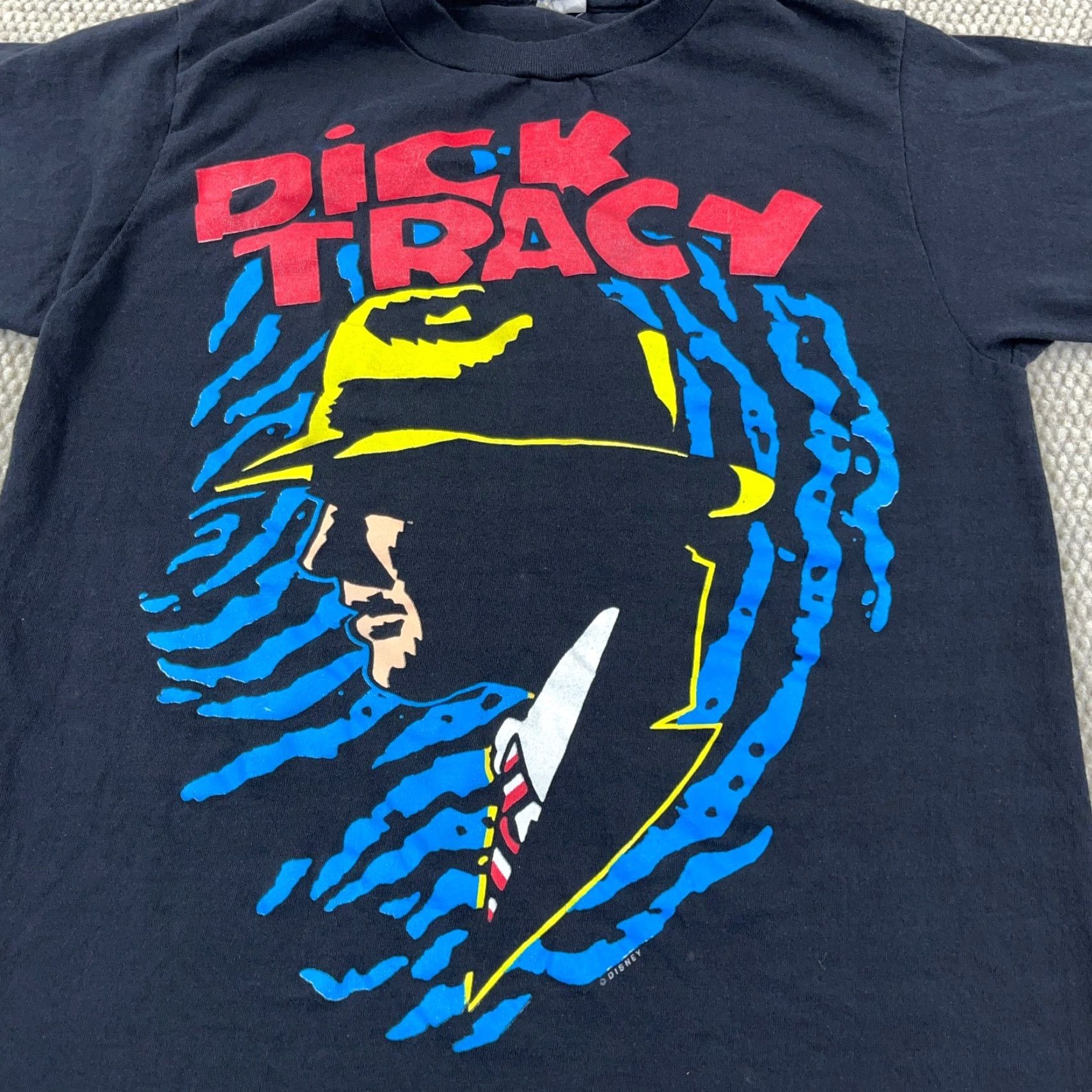 Disney VINTAGE Disney Dick Tracy T-Shirt Men Medium Black 90s Cartoon Logo Tee Cotton Jersey Size US M / EU 48-50 / 2 - 2 Thumbnail