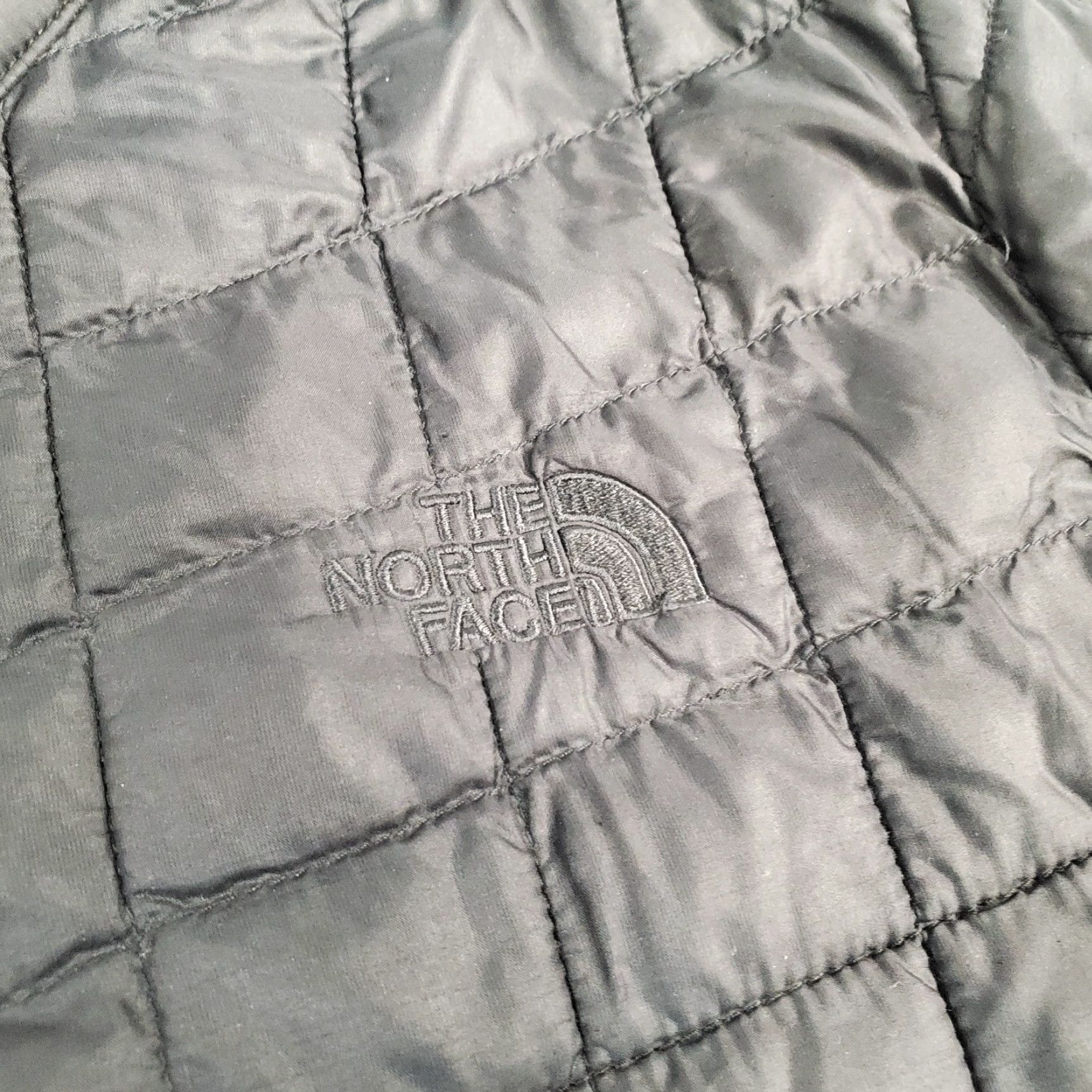 The North Face The North Face Jacket Womens L Black Thermoball Puffer Quilted Windbreaker Full Zip Pockets Outdoor 90s? Size L / US 10 / IT 46 - 3 Thumbnail