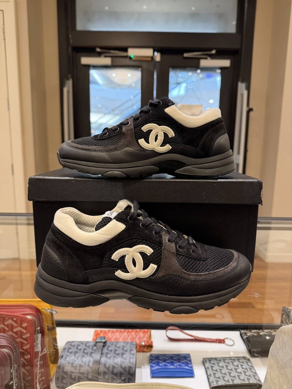 Chanel Chanel Suede Trainer - Black White Size US 7 / EU 40 - 1 Thumbnail