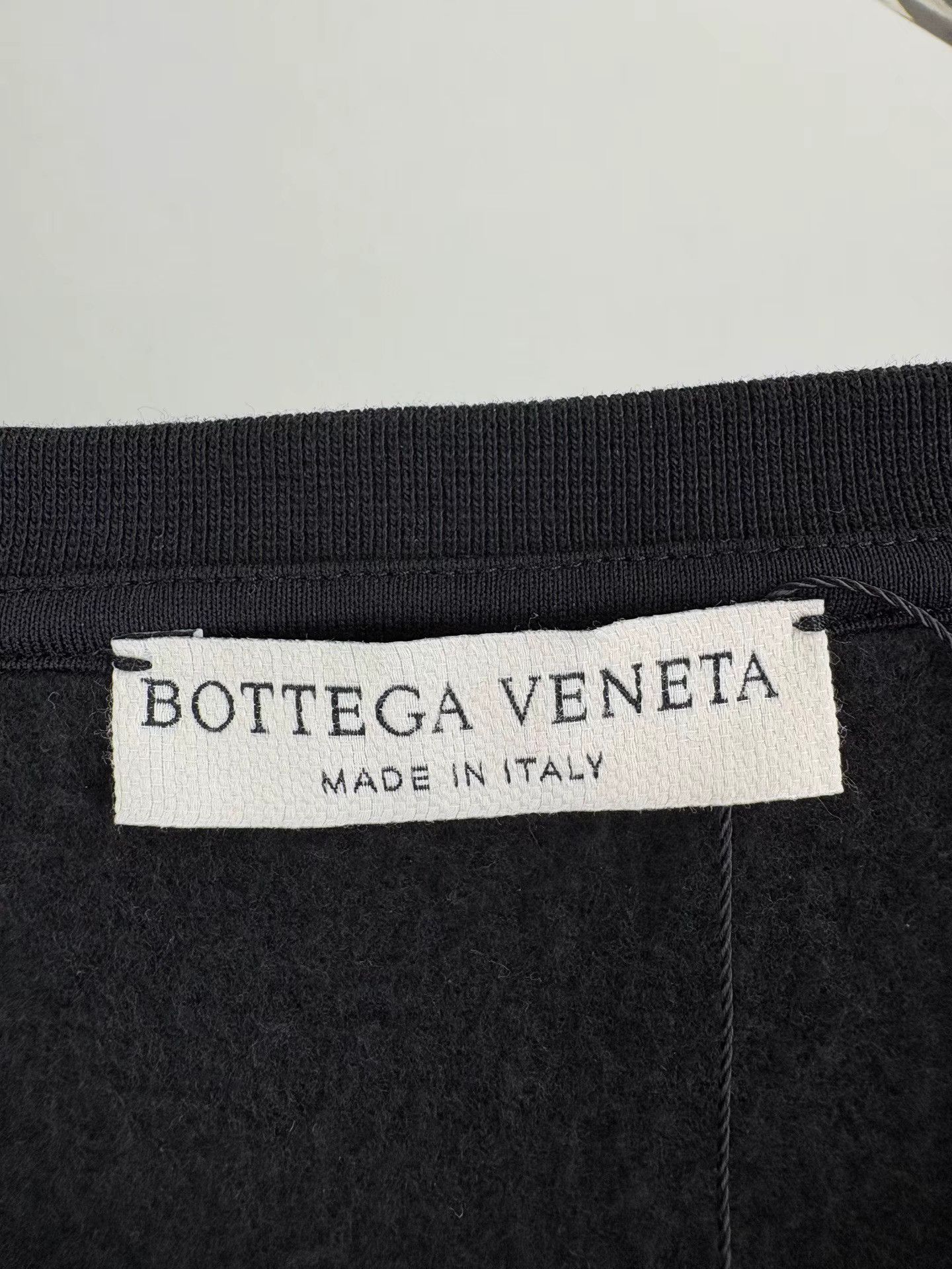 Bottega Veneta Bottega Veneta Black Embossed Long Sleeve Sweatshirt K1 Size US L / EU 52-54 / 3 - 4 Thumbnail