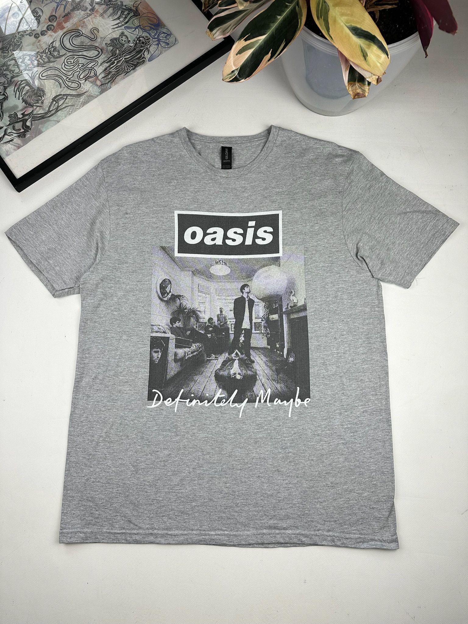 Vintage oasis British Rock Band Tee Size US L / EU 52-54 / 3 - 1 Thumbnail