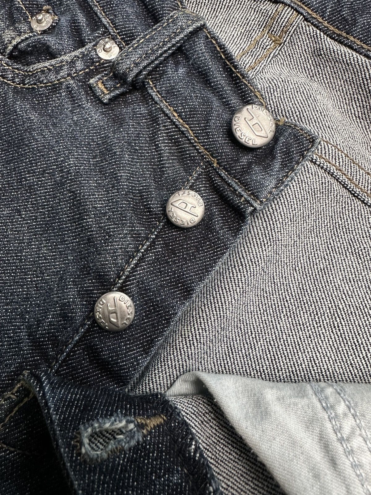 Diesel 00s DIESEL Flared Jeans Denim Pants Low Rise Y2K Style sz 26 Size 26" / US 2 / IT 38 - 6 Thumbnail