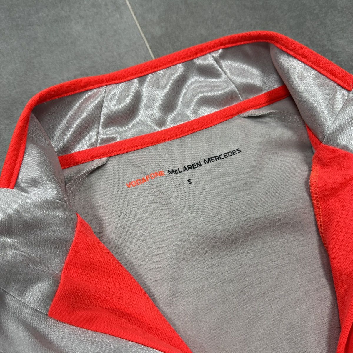 Formula 1 Formula 1 Vodafone McLaren Mercedes Hamilton Racing Jersey Size US S / EU 44-46 / 1 - 16 Thumbnail