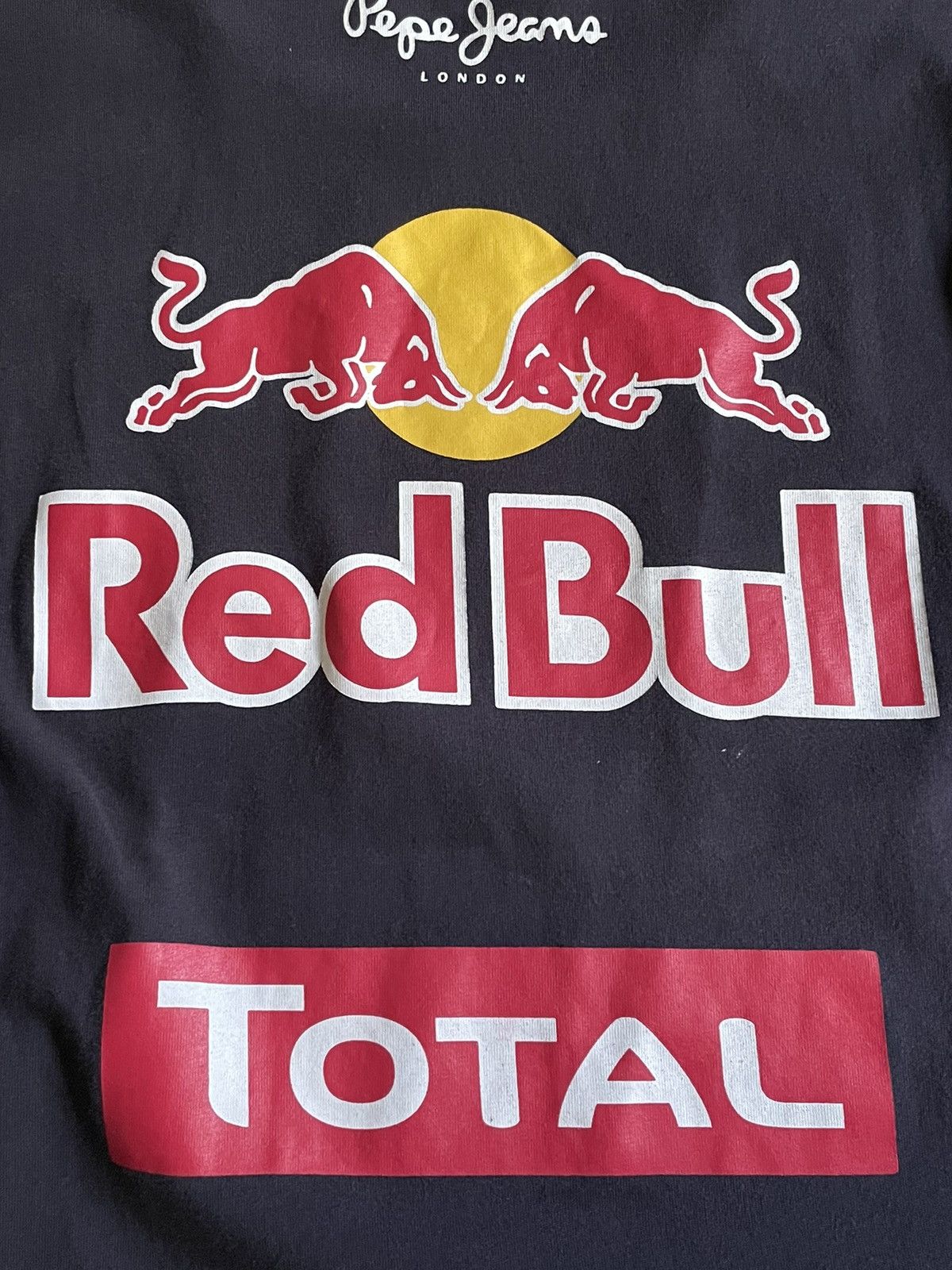 Pirelli × Red Bull Vintage Red Bull Racing Infiniti T-Shirt Pirelli Big Logo Size US M / EU 48-50 / 2 - 8 Thumbnail