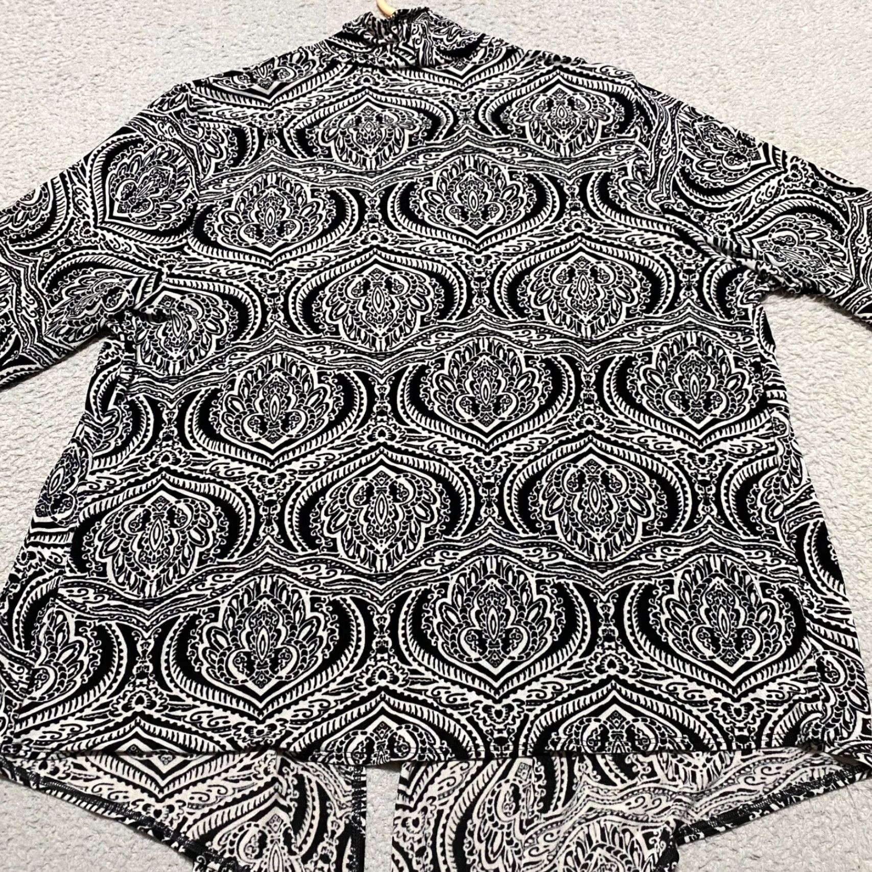 Vintage Chico's Womens Large Sweater Cardigan Black Paisley 3/4 Sleeve Open Front Tie – Regular Size L Women's Knit Shirt Size L / US 10 / IT 46 - 6 Thumbnail