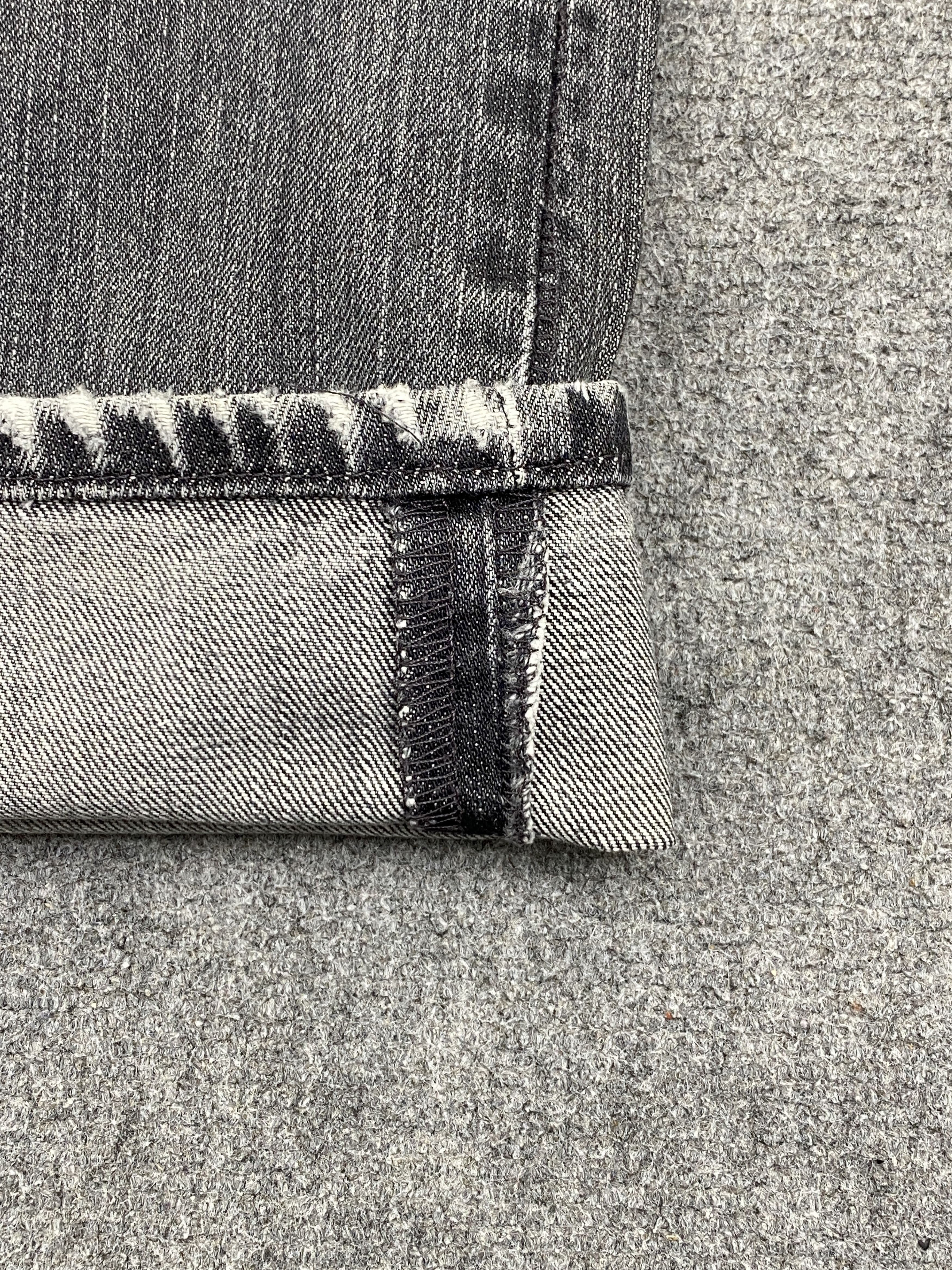 Levi's Faded Black Vintage Levi's 501 Jeans DP2774 Size US 33 - 13 Thumbnail