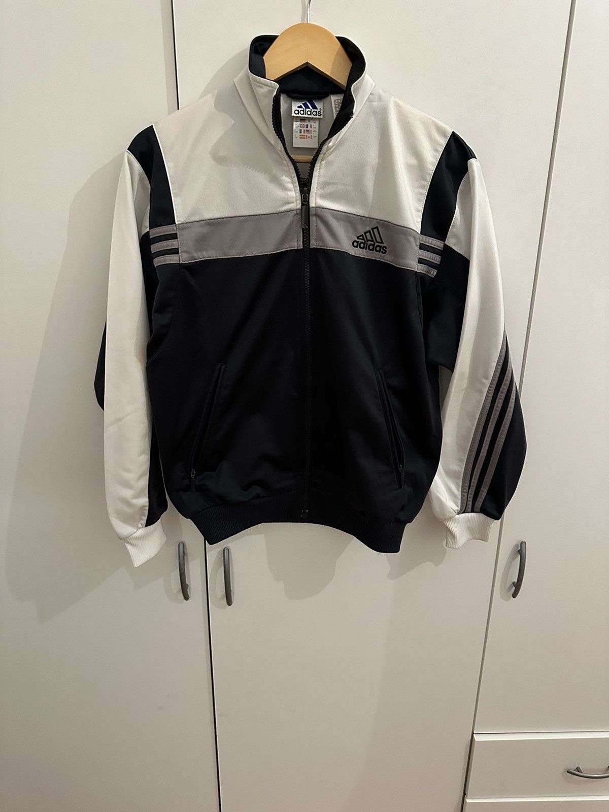 Adidas Adidas Jacket Size SVintage Retro Jacke Size US S / EU 44-46 / 1 - 3 Thumbnail