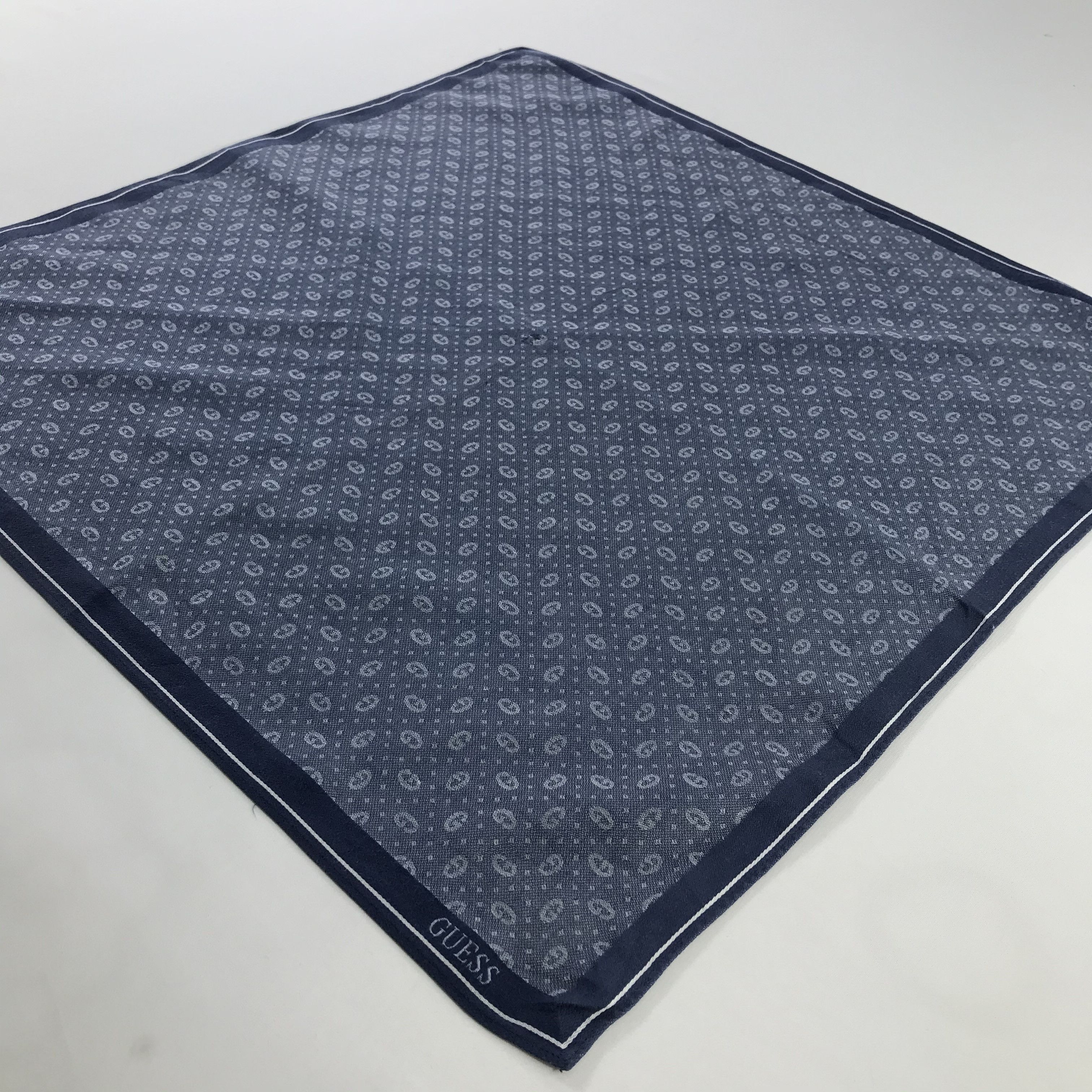 Guess × Vintage Guess Bandana / Handkerchief / Neckerchief - S674 Size ONE SIZE - 2 Thumbnail