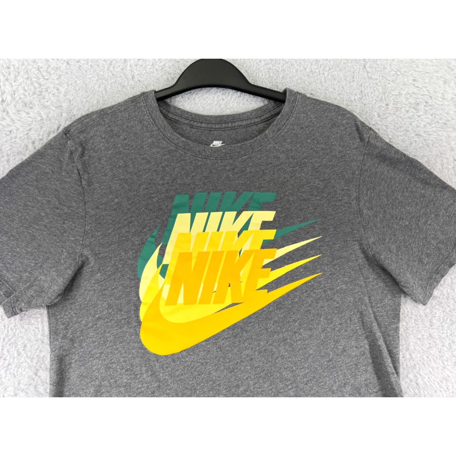 Nike Nike Shirt Mens M Gray Swoosh Retro Logo 100% Cotton Short Sleeve Crew Neck T-Shirt Mens Logo Retro 90s Sportswear Size US M / EU 48-50 / 2 - 6 Thumbnail