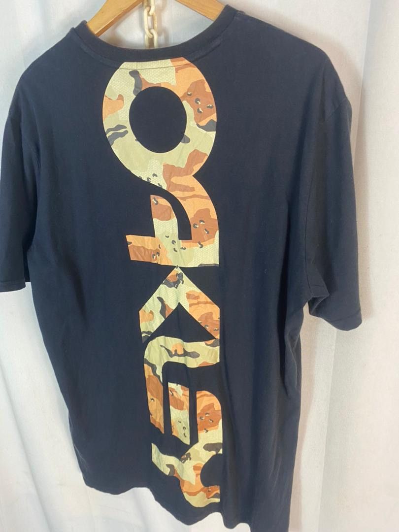 Oakley Best offer 🔥Oakley spellout tshirt Size US XL / EU 56 / 4 - 8 Thumbnail