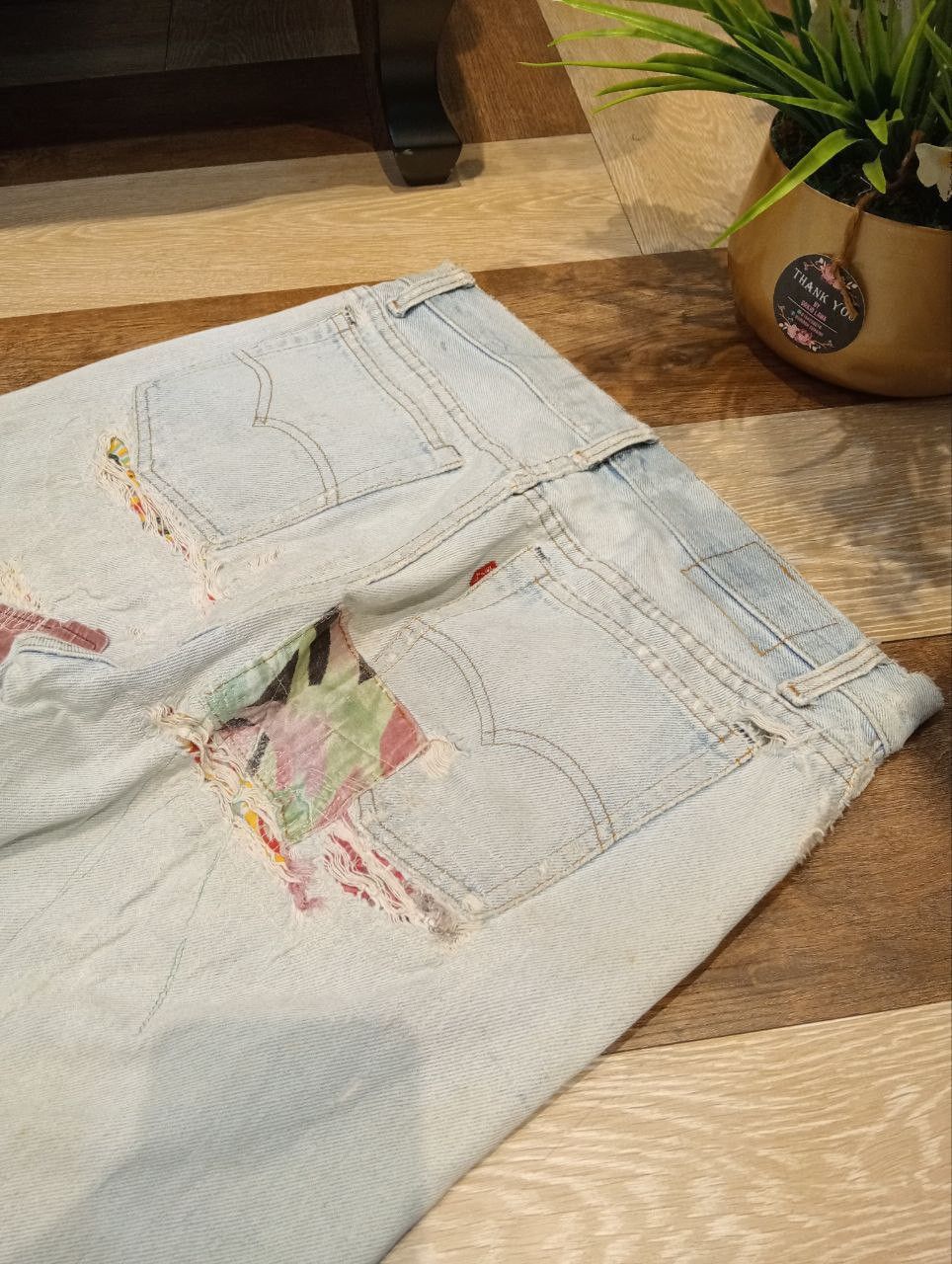 Levi's Vintage Clothing LEVI'S VINTAGE LIGHT BLUE DISTRESSED JEANS Size US 31 - 9 Thumbnail