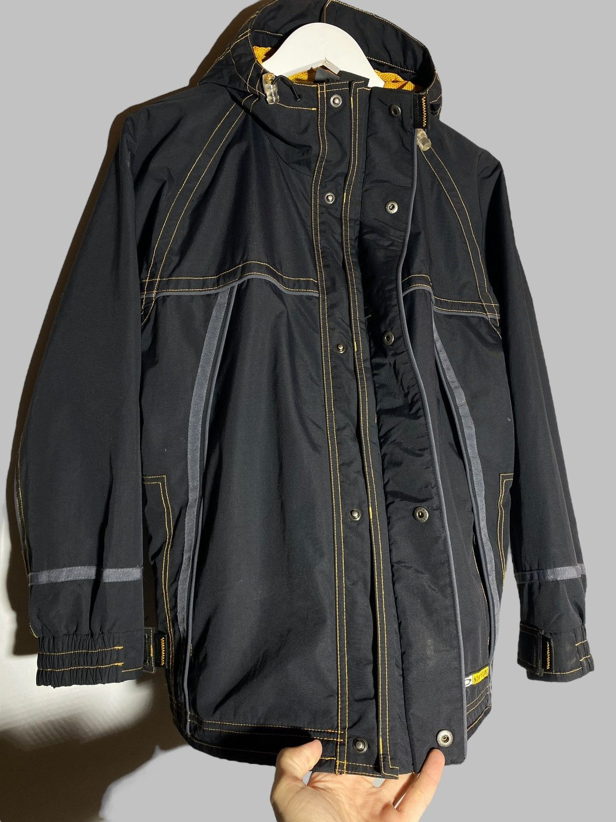 🔥 Y2K OAKLEY SOFTWARE TECH JACKET BLACK YELLOW VIBES