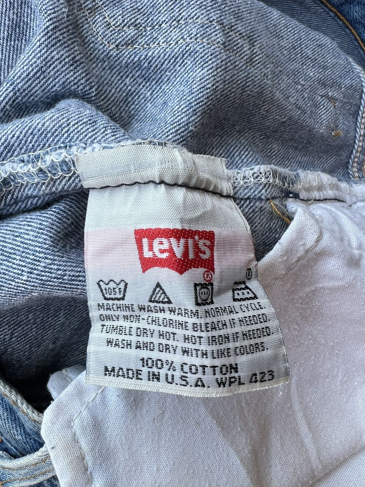 Levi's Vintage 1994 Levi’s 501 Sun Faded Denim Jeans Size US 32 / EU 48 - 22 Thumbnail