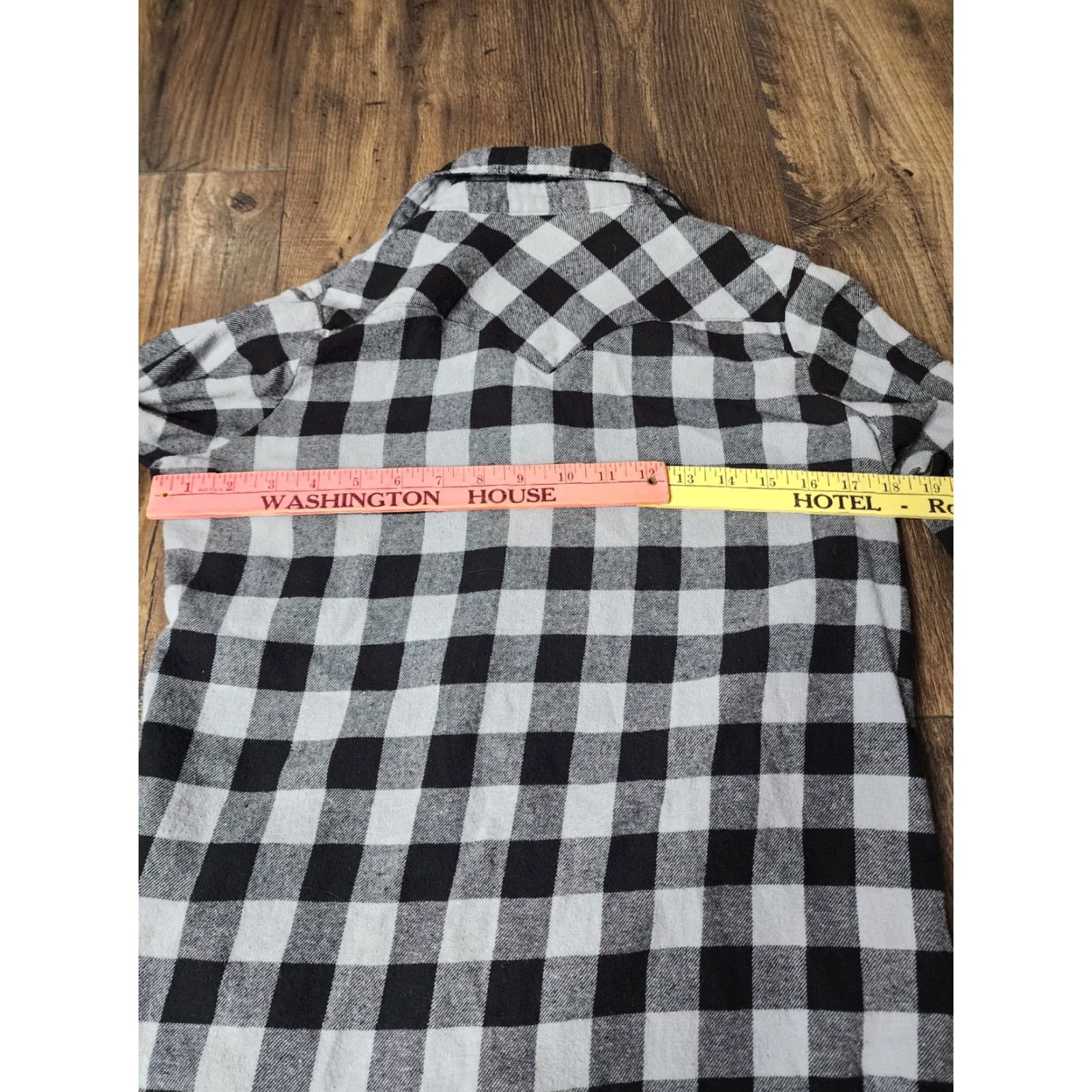 Wrangler VINTAGE Wrangler Rancher Womens M Long Sleeve Black Gray Pearl Snap Western Shirt Size M / US 6-8 / IT 42-44 - 3 Thumbnail