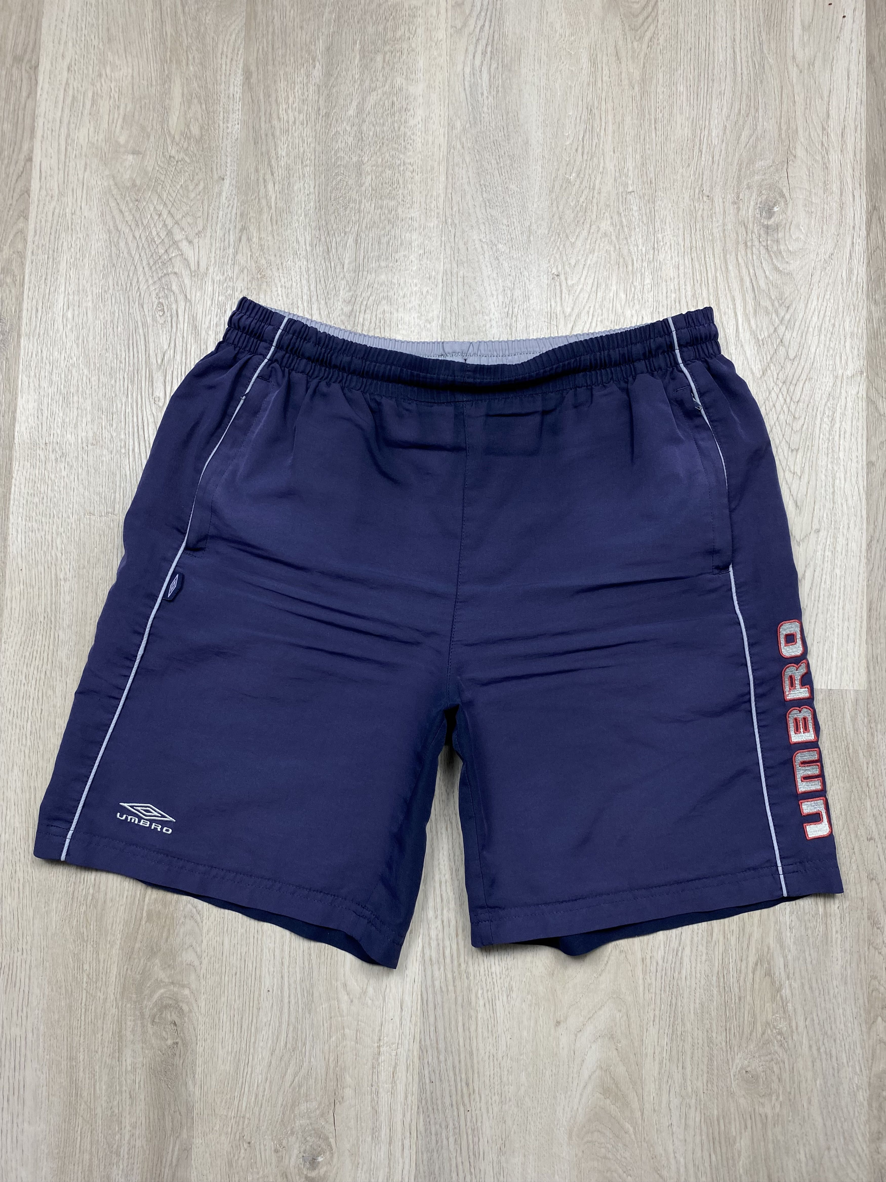 Umbro Umbro Vintage Mens Nylon Shorts Y2K Size US 32 / EU 48 - 1 Thumbnail