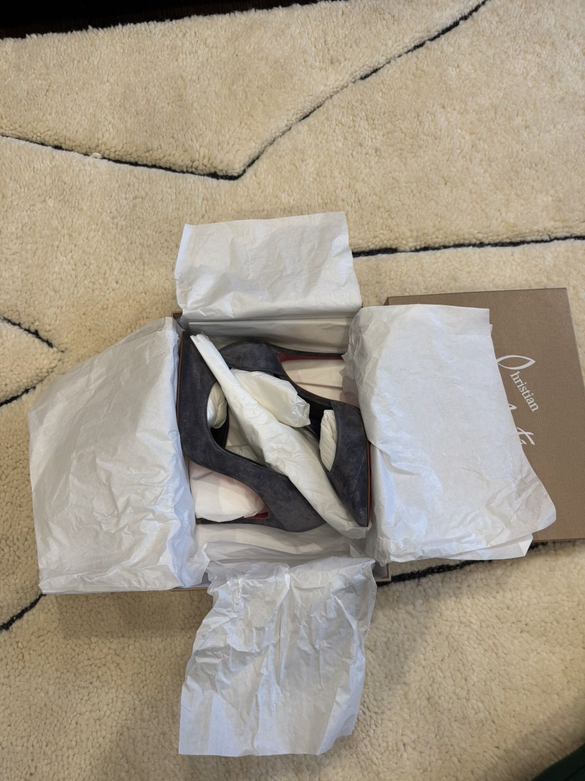 Christian Louboutin Iriza 100 Size US 8 / IT 38 - 9 Thumbnail