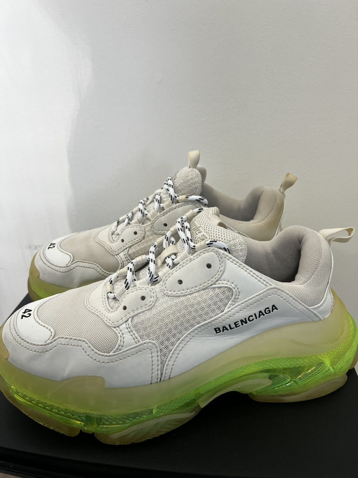 Balenciaga Balenciaga Triple S - Clear Green Sole - Size 42 Size US 9.5 / EU 42-43 - 3 Thumbnail