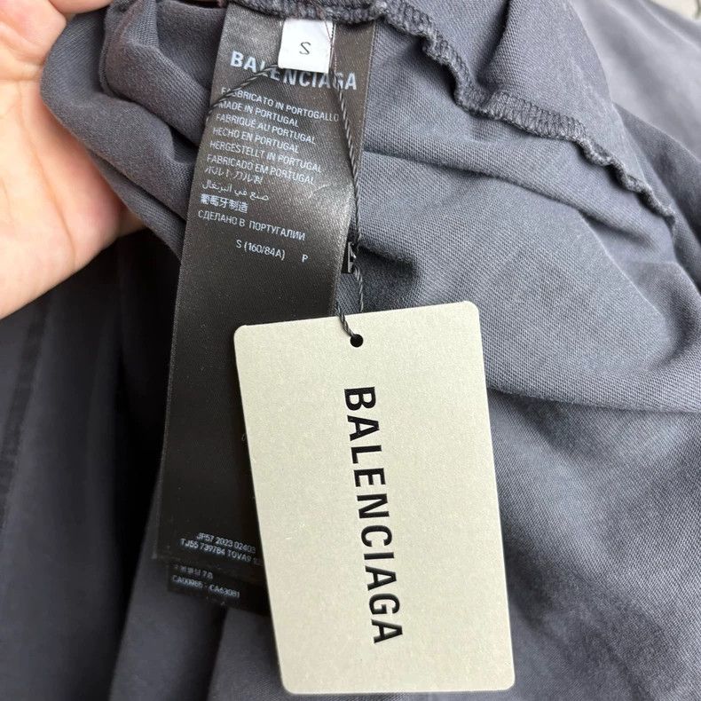 Balenciaga Balenciaga Old short sleeves made of masking tape and pape Size US S / EU 44-46 / 1 - 4 Thumbnail