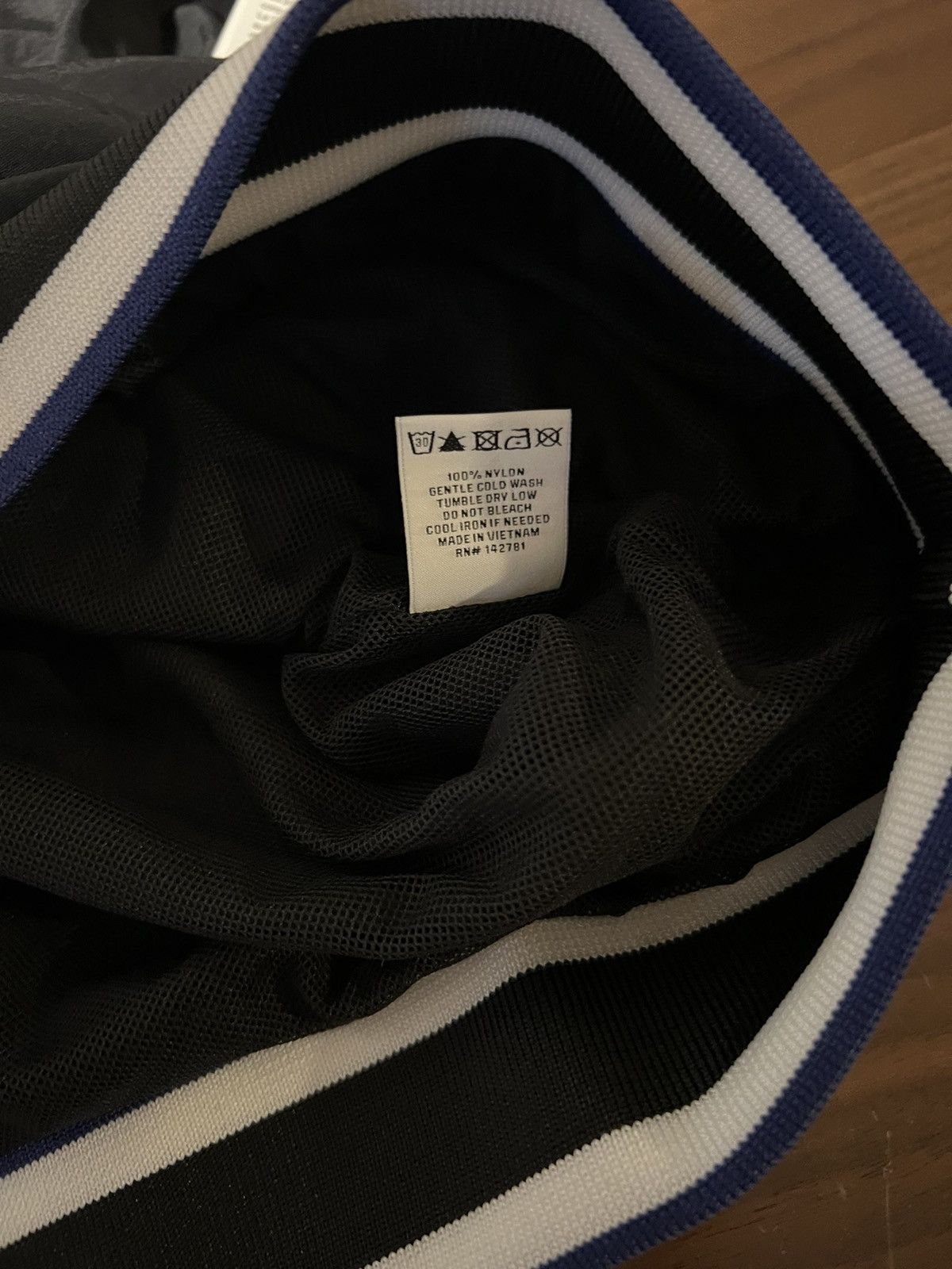 Aime Leon Dore Aime Leon Dore ALD New York Mets Nylon V-Neck Pullover large Size US L / EU 52-54 / 3 - 7 Thumbnail