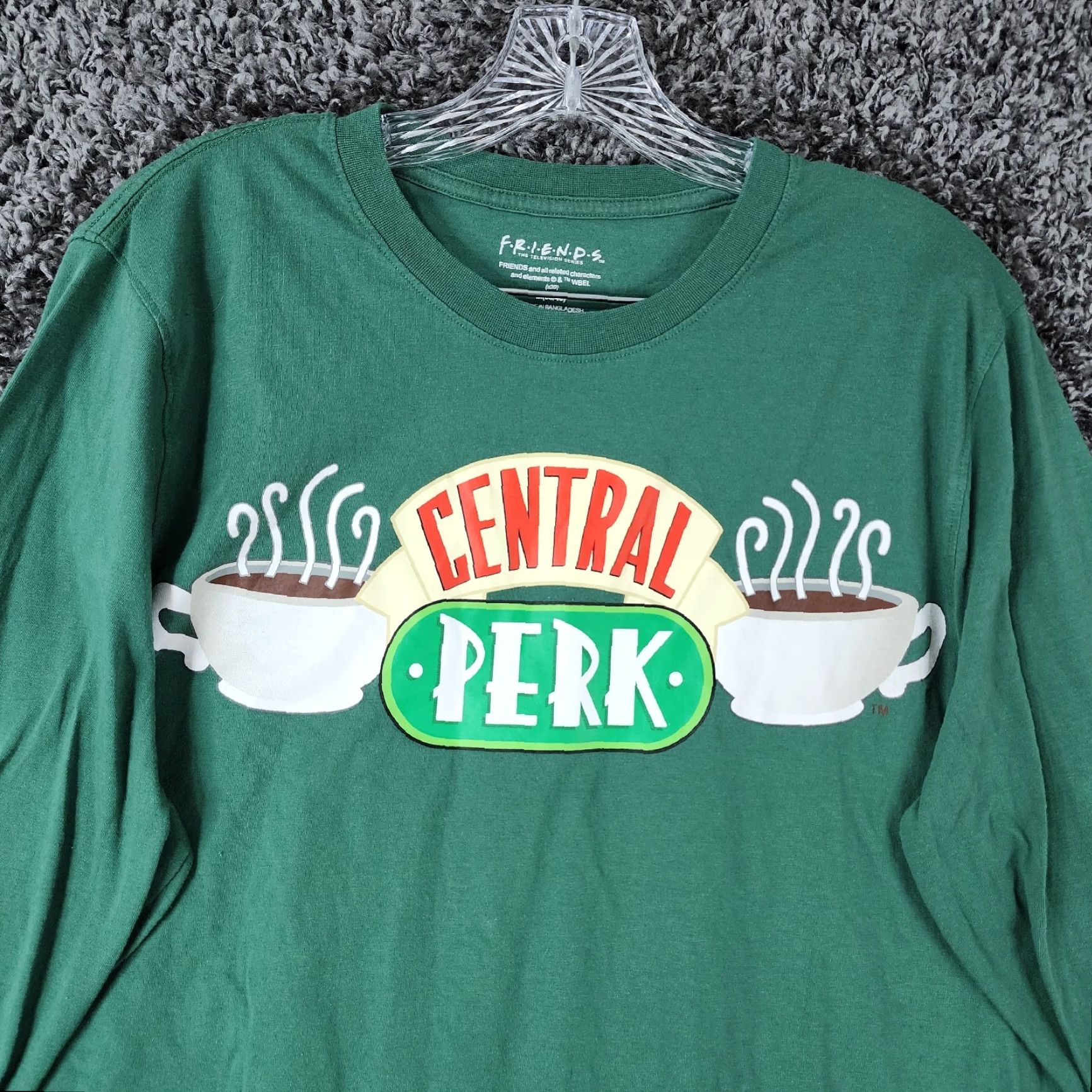Vintage VINTAGE Friends Long Sleeve T-Shirt Green Central Perk Coffee Graphic Womens Size M Size M / US 6-8 / IT 42-44 - 3 Thumbnail