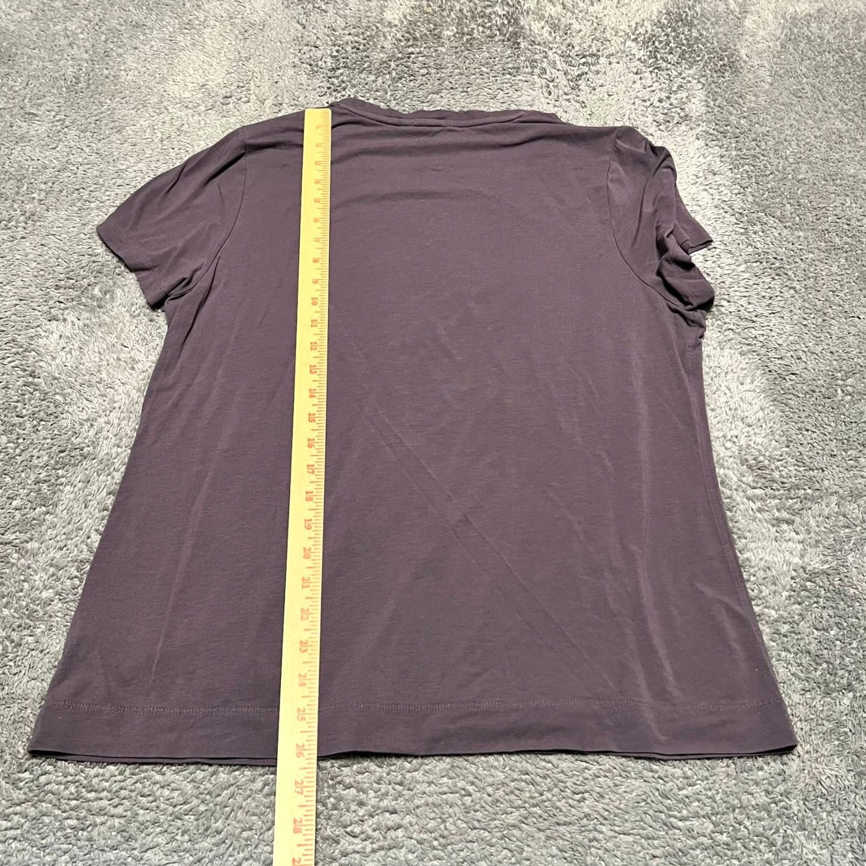 Athleta Athleta Outbound Tee Shirt Womens XL Purple Short Sleeve Shirt Size XL / US 12-14 / IT 48-50 - 4 Thumbnail