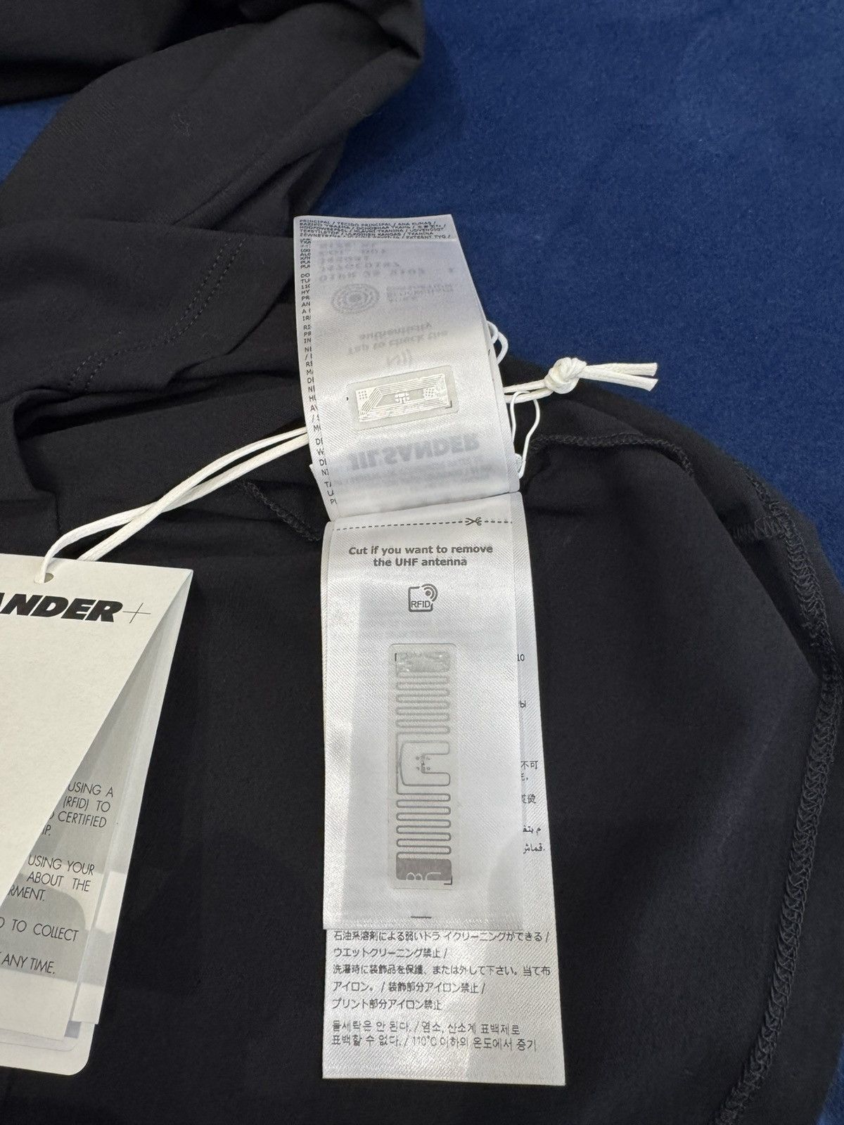 Jil Sander NWT Small Logo Crew Neck Long Sleeve T-Shirt - BLACK, XL Size US XL / EU 56 / 4 - 7 Thumbnail