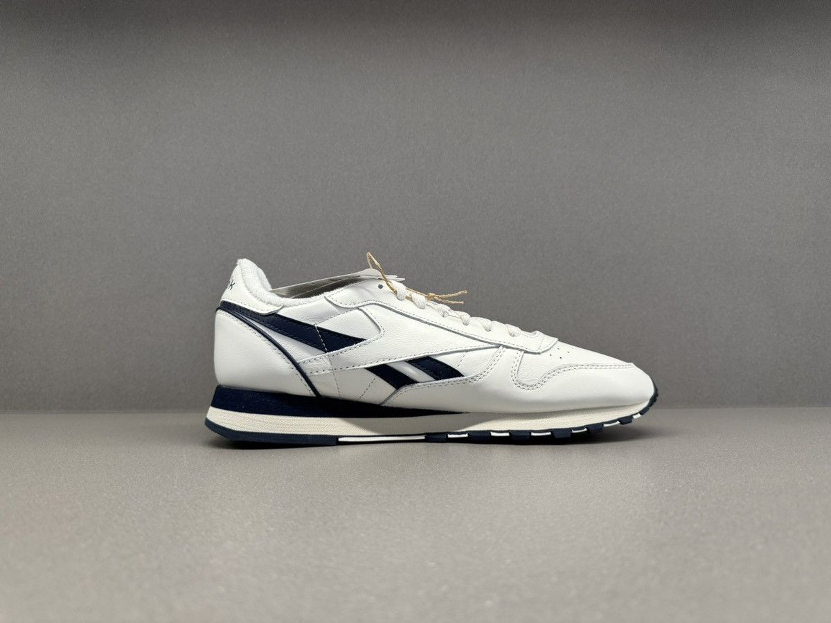 Reebok Reebok Classic Leather 1983 Vintage Chalk Vector Navy Size US 11.5 / EU 44-45 - 6 Thumbnail