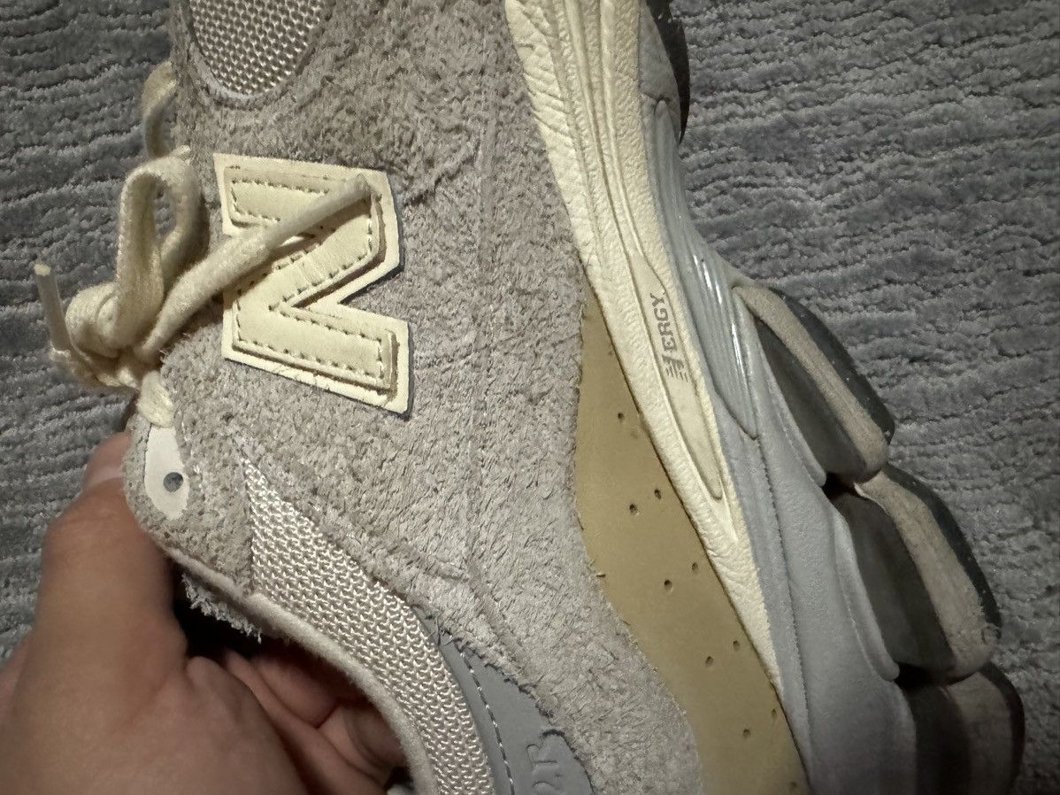 New Balance New Balance 2002R Size US 11 / EU 44 - 4 Thumbnail