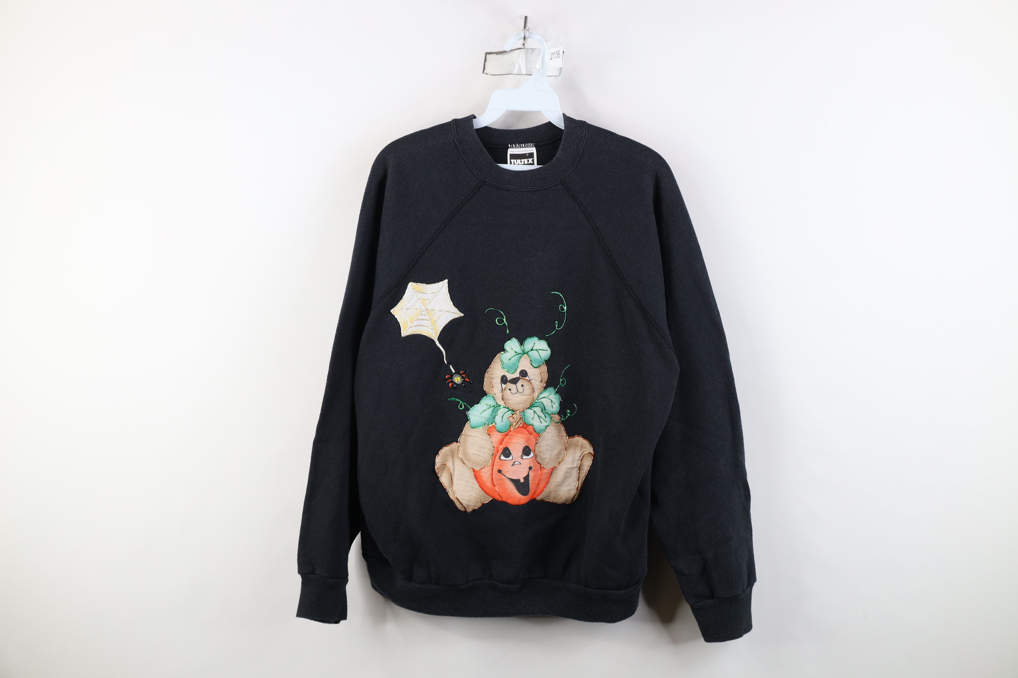 Vintage Vintage 90s Streetwear Halloween Bear Spider Sweatshirt USA Size L / US 10 / IT 46 - 1 Thumbnail
