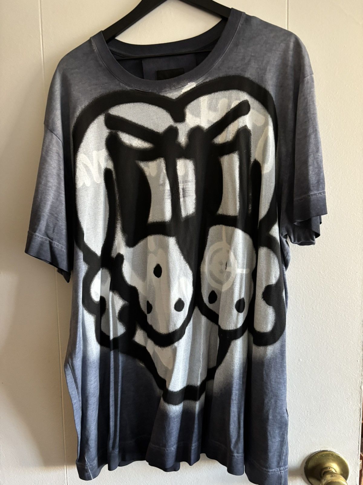 Givenchy GIVENCHY CHITO T-SHIRT Size US XXL / EU 58 / 5 - 1 Thumbnail
