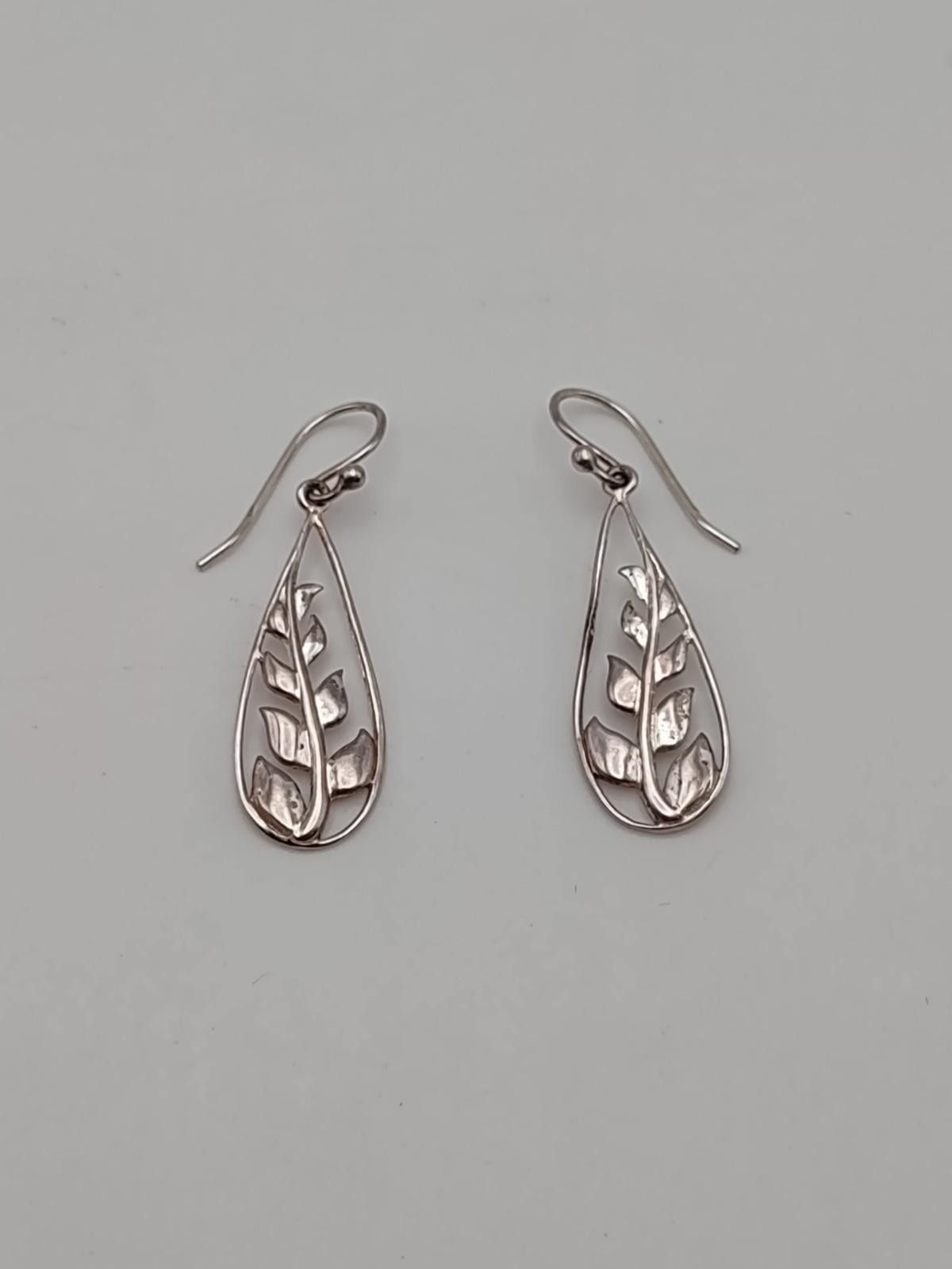 Other VdeB Sterling Silver Leaf Teardrop Dangle Earrings Size ONE SIZE - 2 Thumbnail