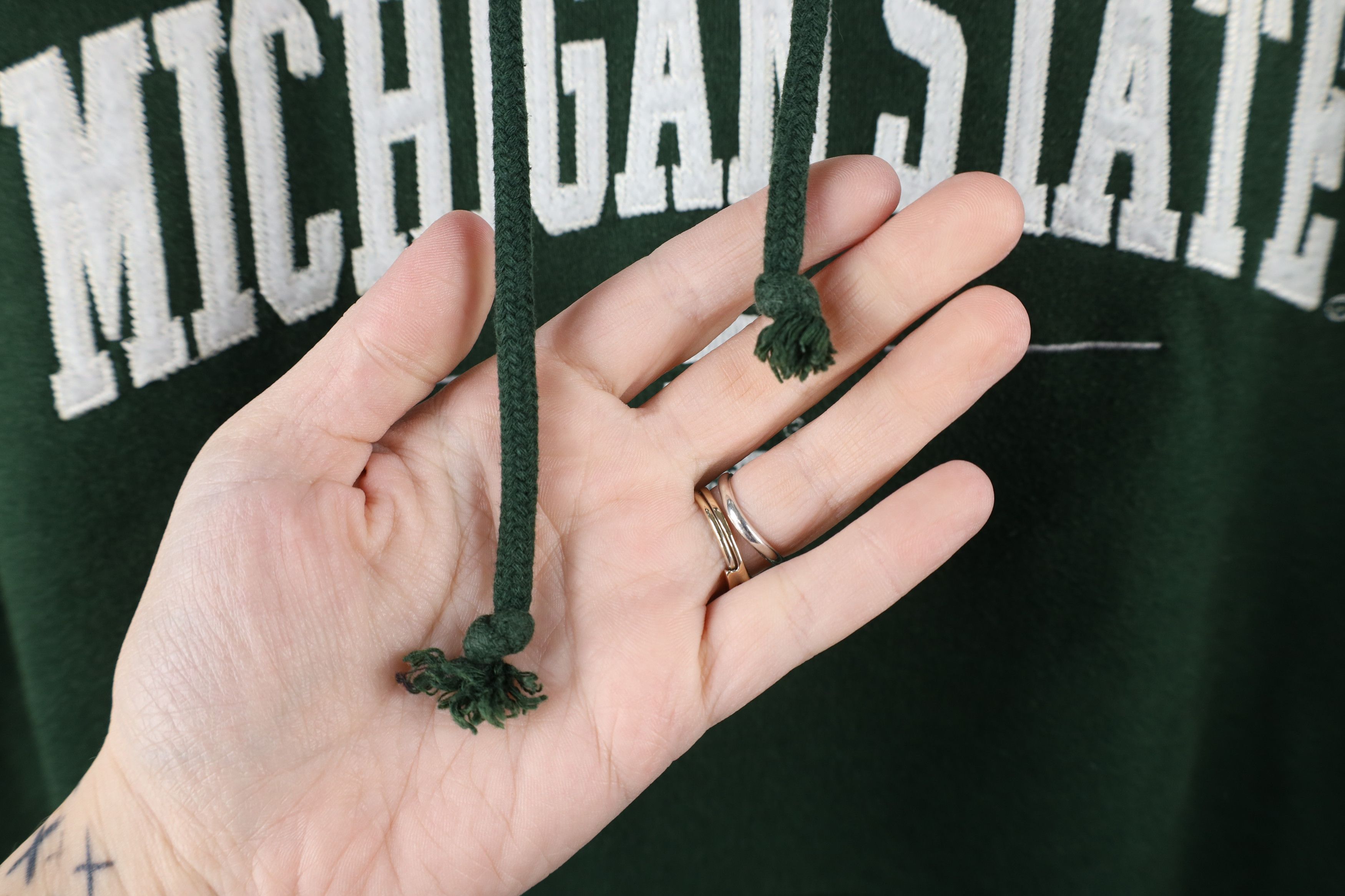 Vintage Vintage 90s Michigan State University Hoodie Sweatshirt Size US L / EU 52-54 / 3 - 4 Thumbnail