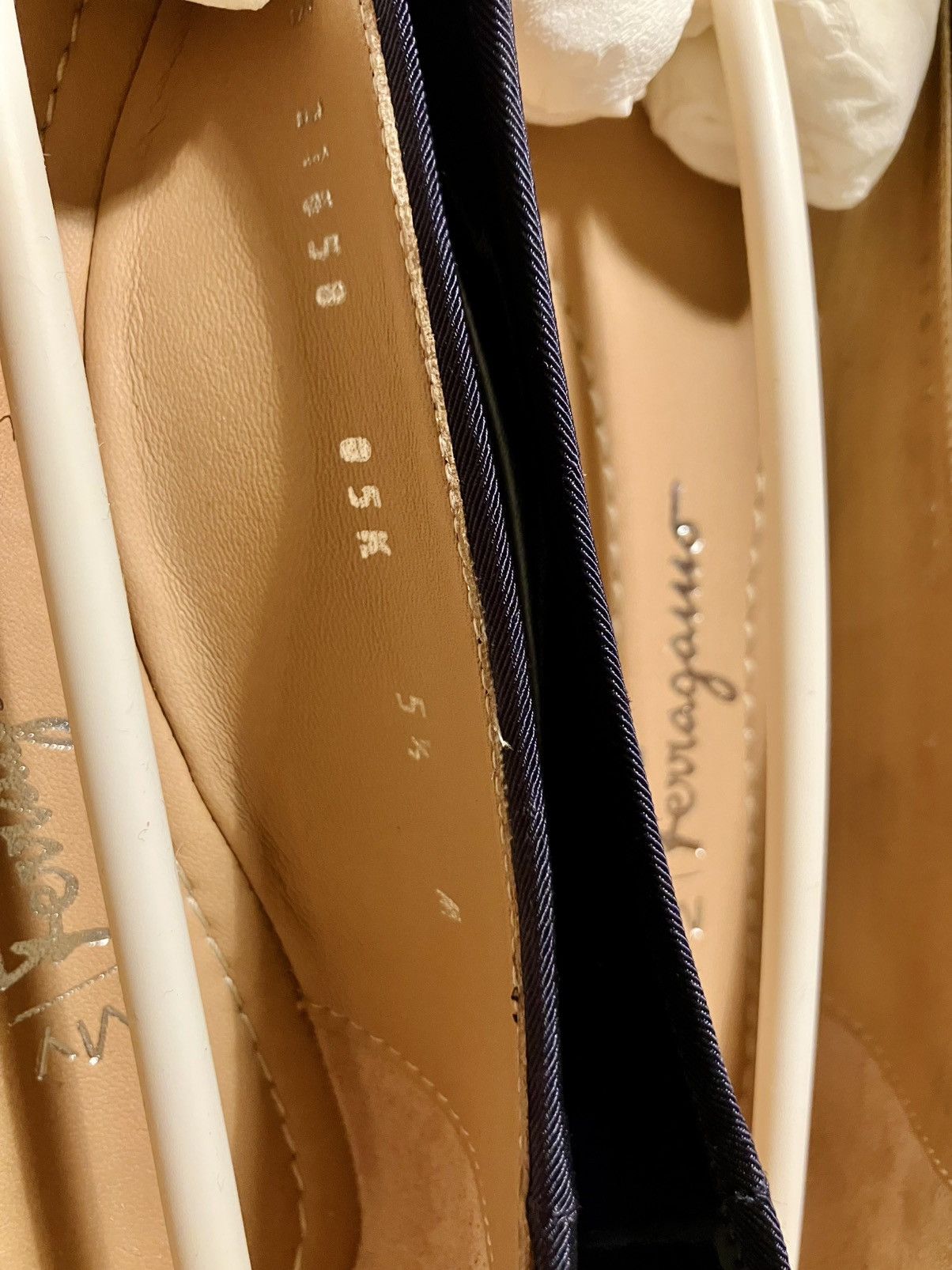 Salvatore Ferragamo Salvatore Ferragamo 5 1/2 Size US 5.5 / IT 35.5 - 4 Thumbnail