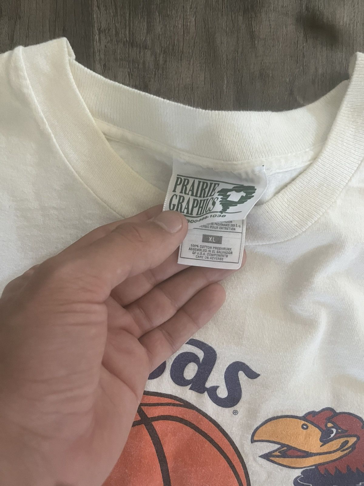 Vintage Vintage 1998 Kansas Final Four Basketball Tee Size US XL / EU 56 / 4 - 2 Thumbnail