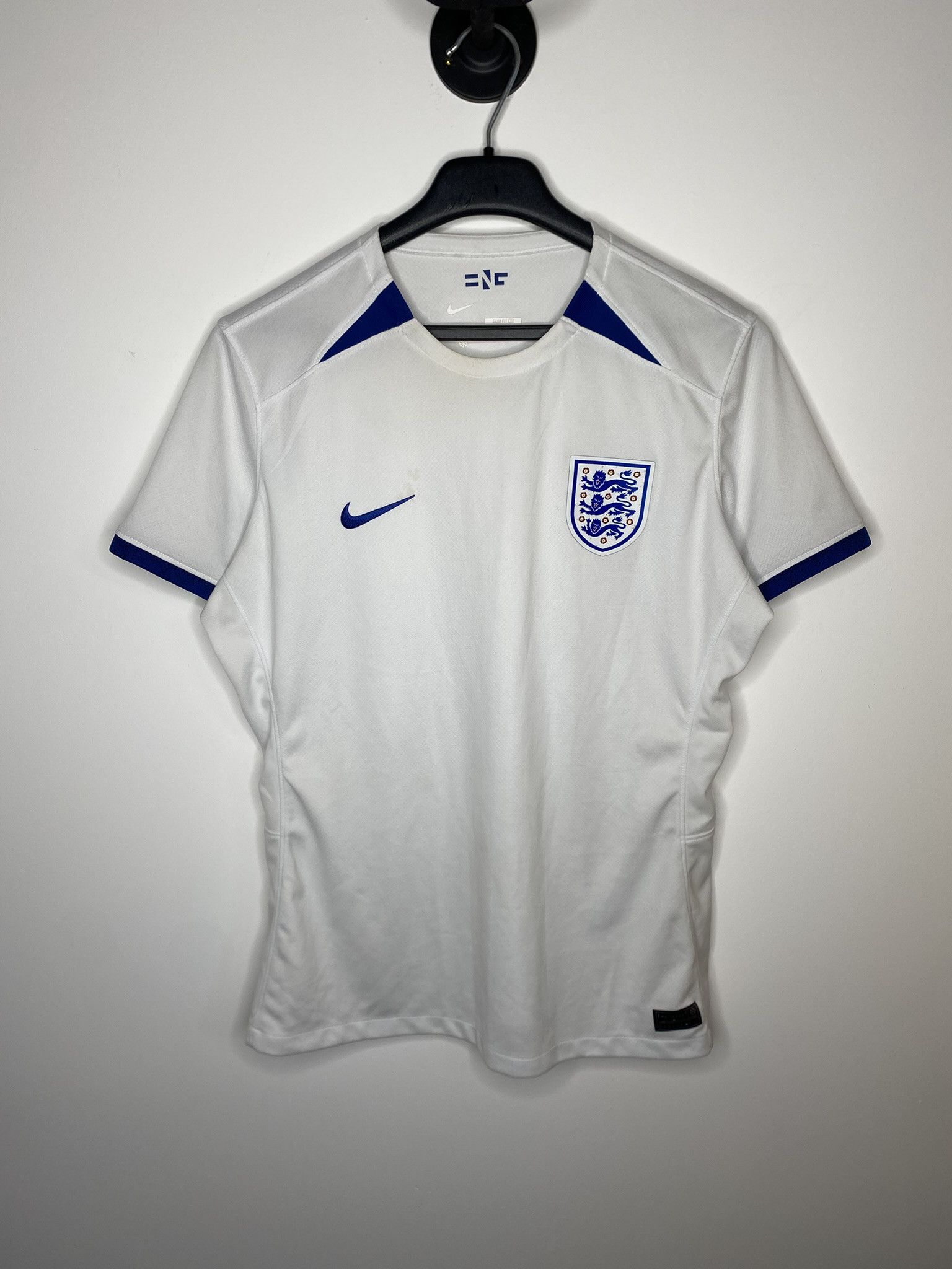 Nike ENGLAND NATIONAL TEAM 2023 HOME FOOTBALL SHIRT SOCCER JERSEY Size L / US 10 / IT 46 - 1 Thumbnail