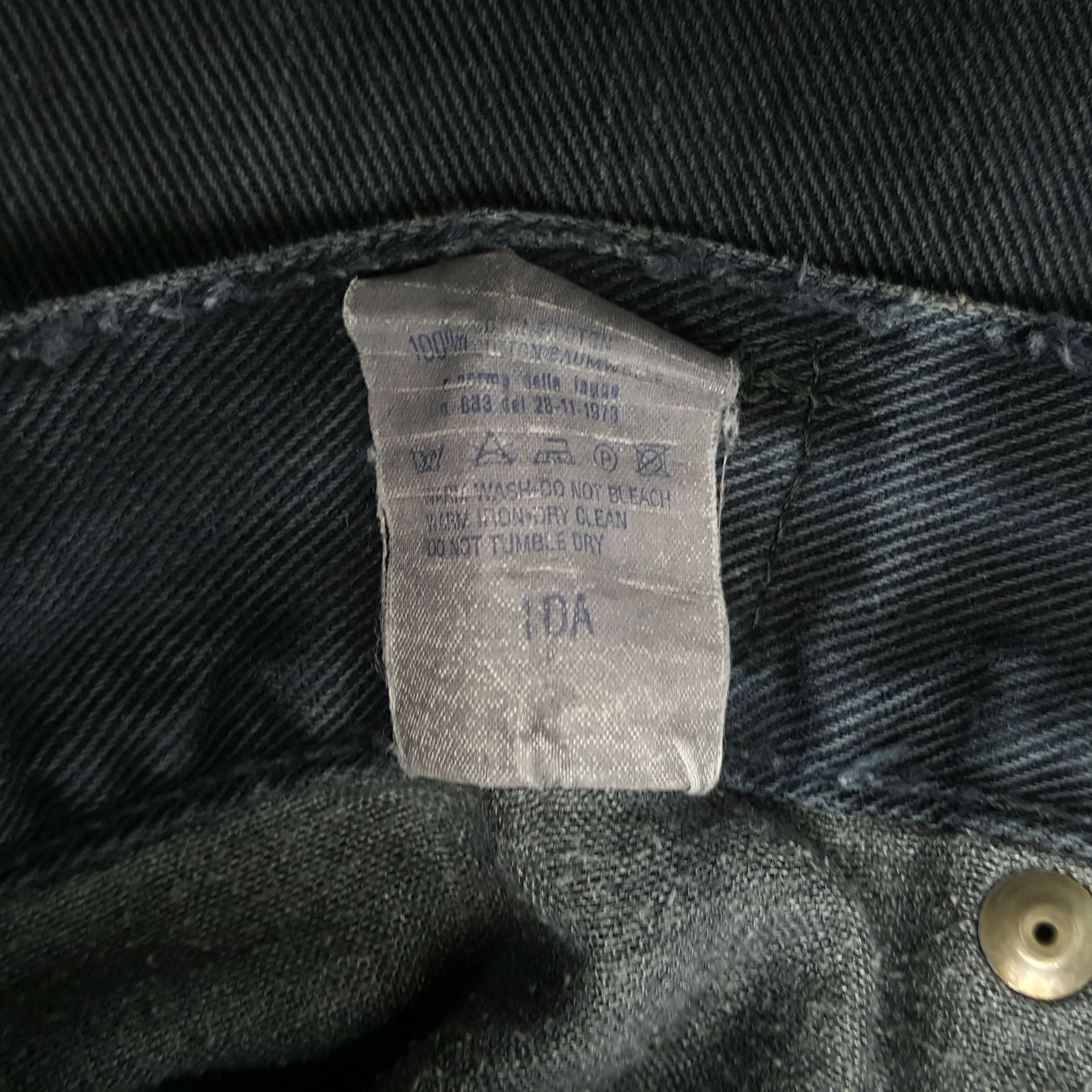 Versace Versace Fashion Brand Jeans RR22 Size US 36 / EU 52 - 15 Thumbnail