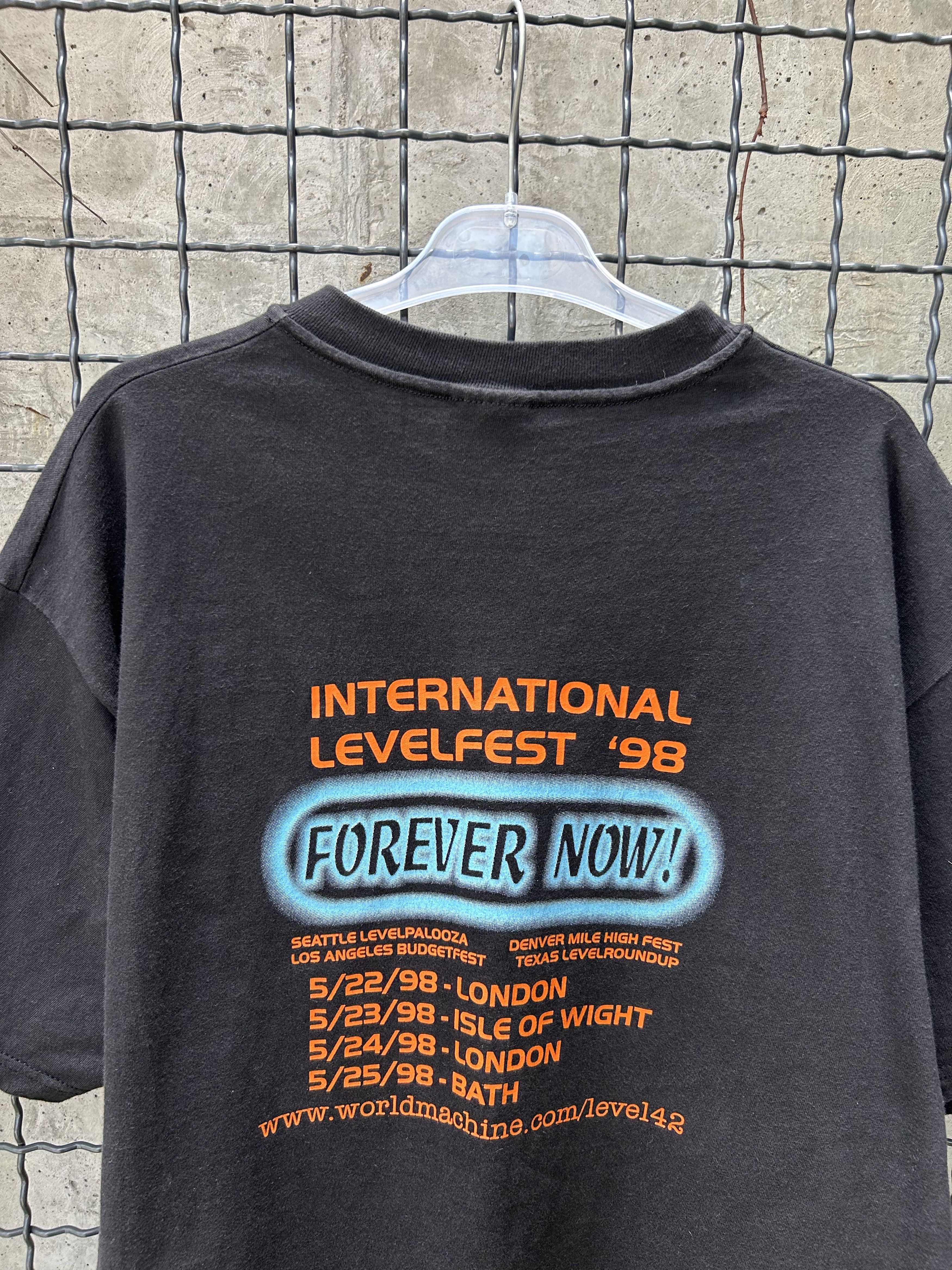 Band Tees Vintage 1998 Level 42 Rock Band Tour T-shirt Size US XL / EU 56 / 4 - 10 Thumbnail