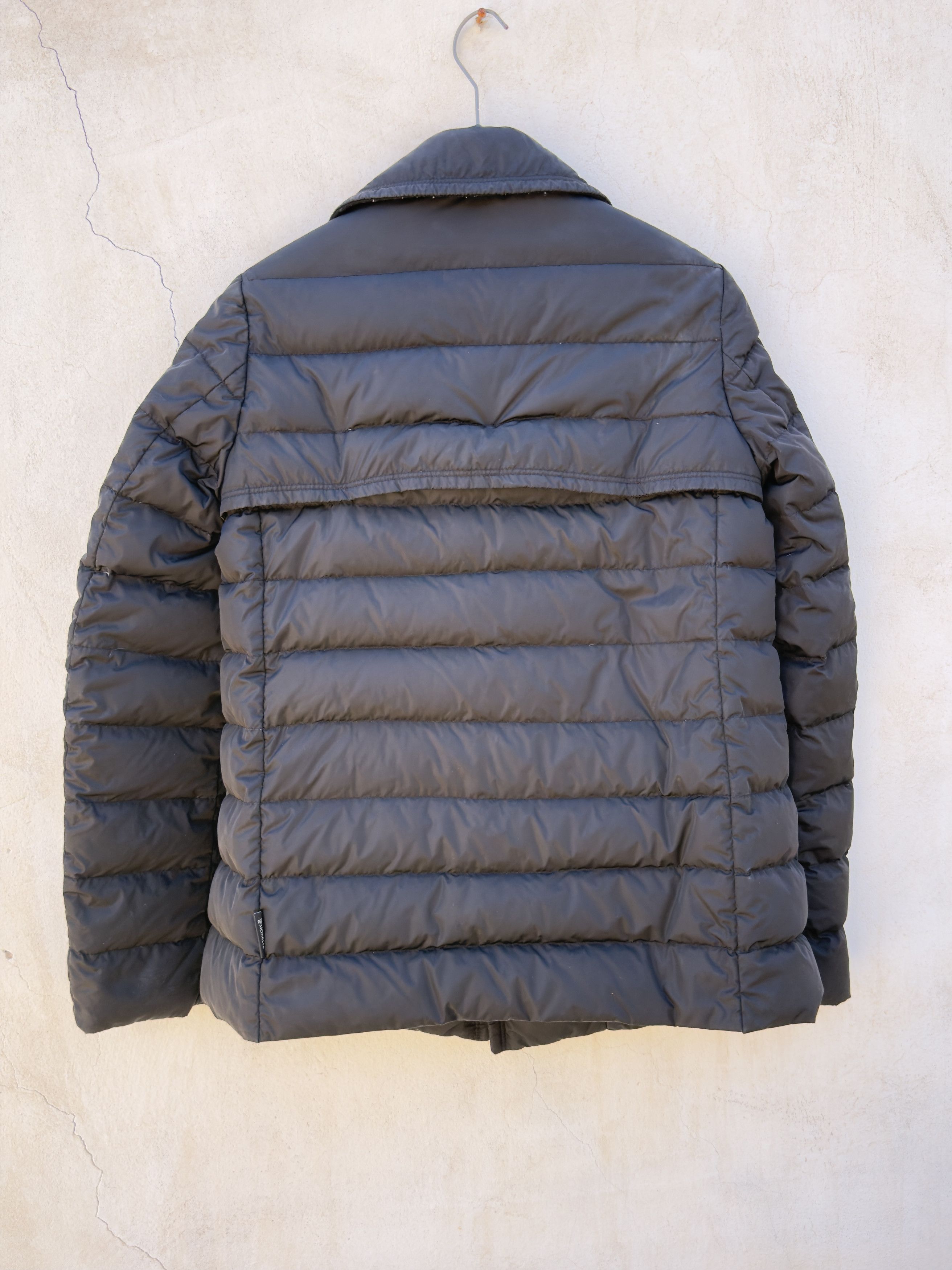 Moncler 🔥 Moncler double breasted puffer jacket size 0 xs Size XS / US 0-2 / IT 36-38 - 2 Thumbnail