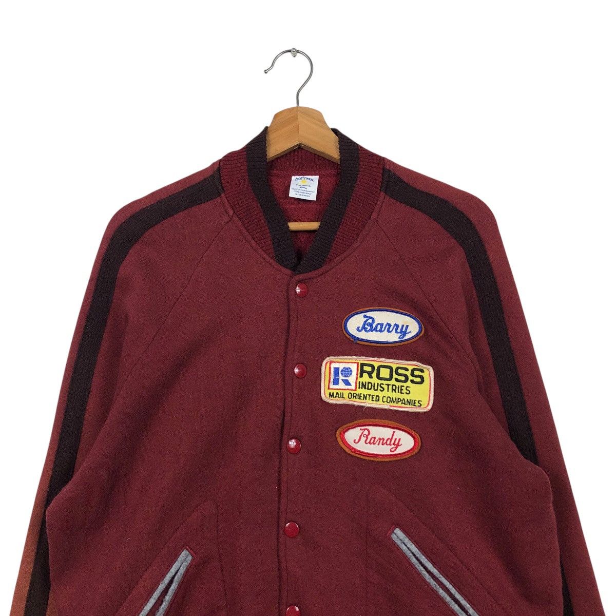 Japanese Brand Vintage Sportswear Patch Varsity Jacket Deep Burgundy Raglan Size US S / EU 44-46 / 1 - 3 Thumbnail