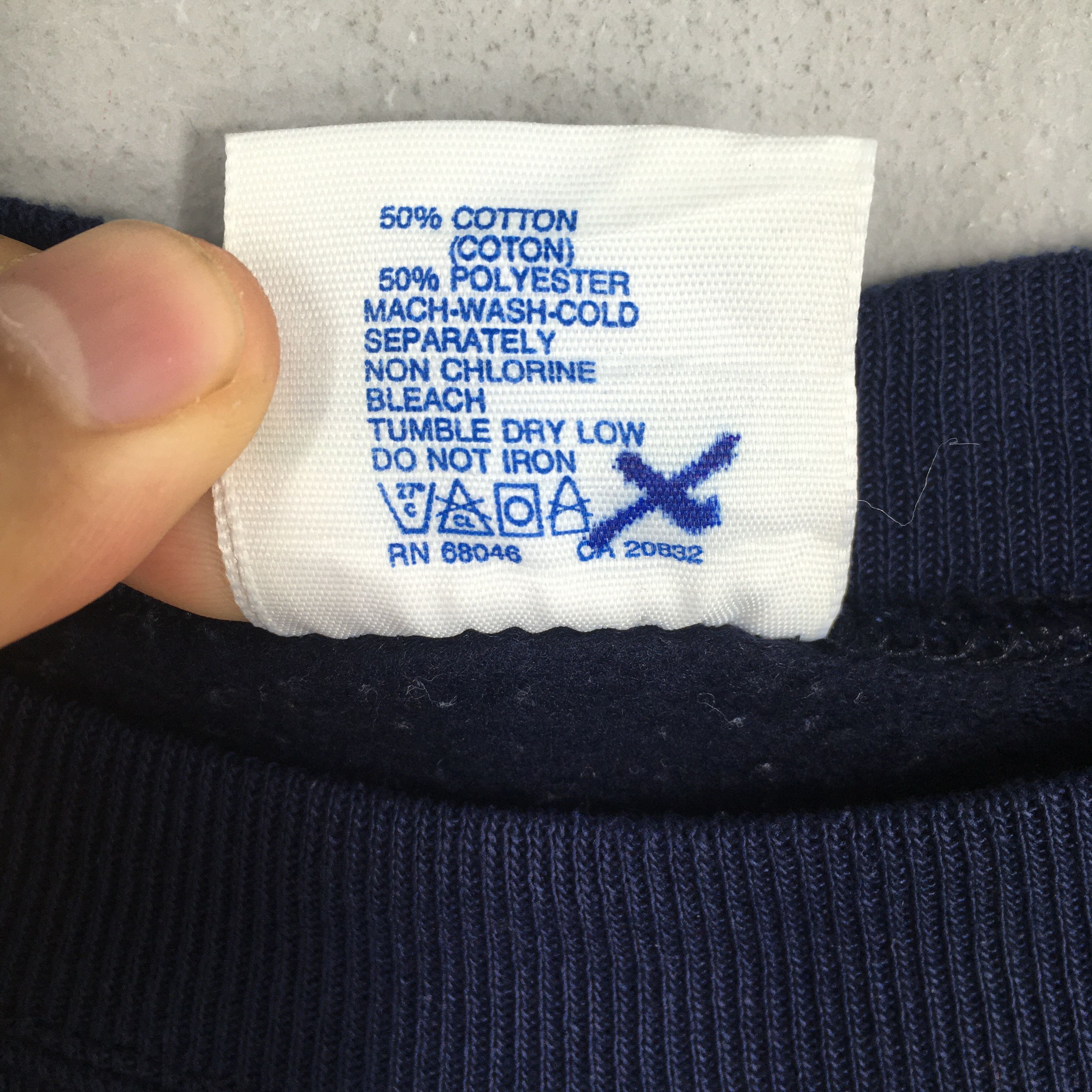 Vintage Vintage 90s Discus Athletic Plain Blue Sweatshirt Large Size US L / EU 52-54 / 3 - 6 Thumbnail