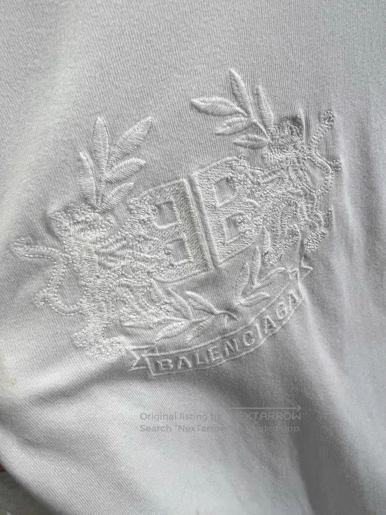 Balenciaga Balenciaga Embroidered Short-Sleeve T-Shirt Size US XS / EU 42 / 0 - 5 Thumbnail