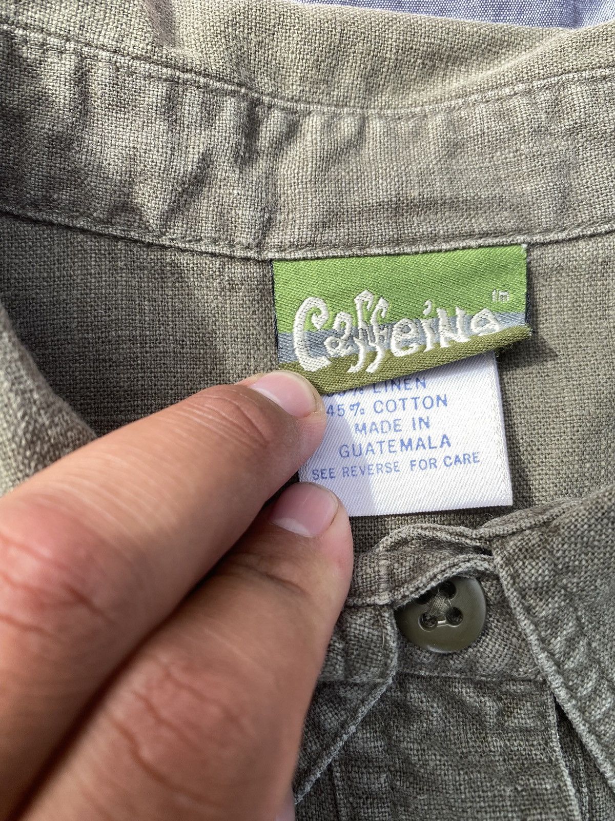 Vintage CAFFEINE 90s Rave Streetwear Camo Green Pocket T-Shirt Size US L / EU 52-54 / 3 - 2 Thumbnail