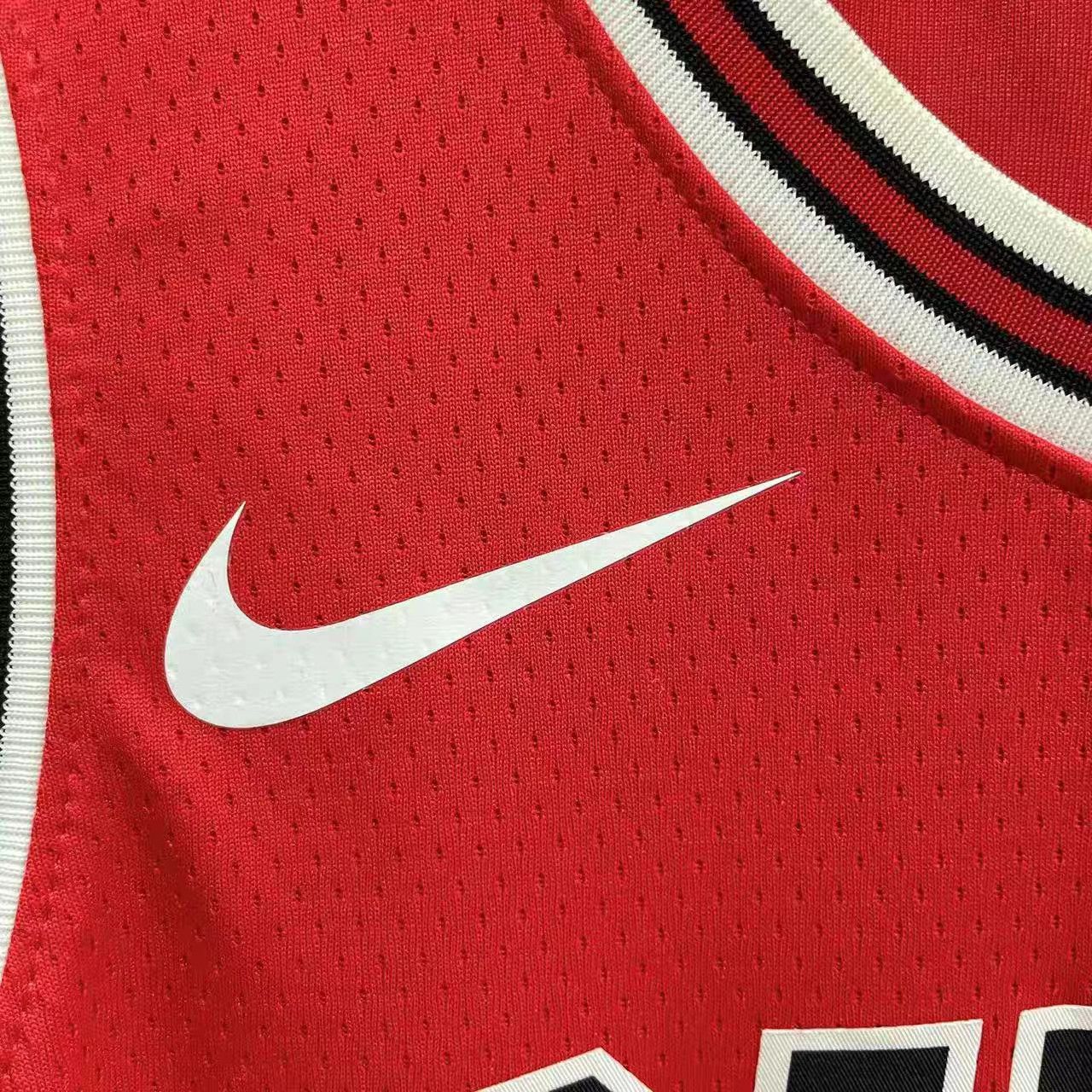 Jordan Brand Michael Jordan #23 Chicago Bulls Black Red Jersey K15 Size US XL / EU 56 / 4 - 3 Thumbnail