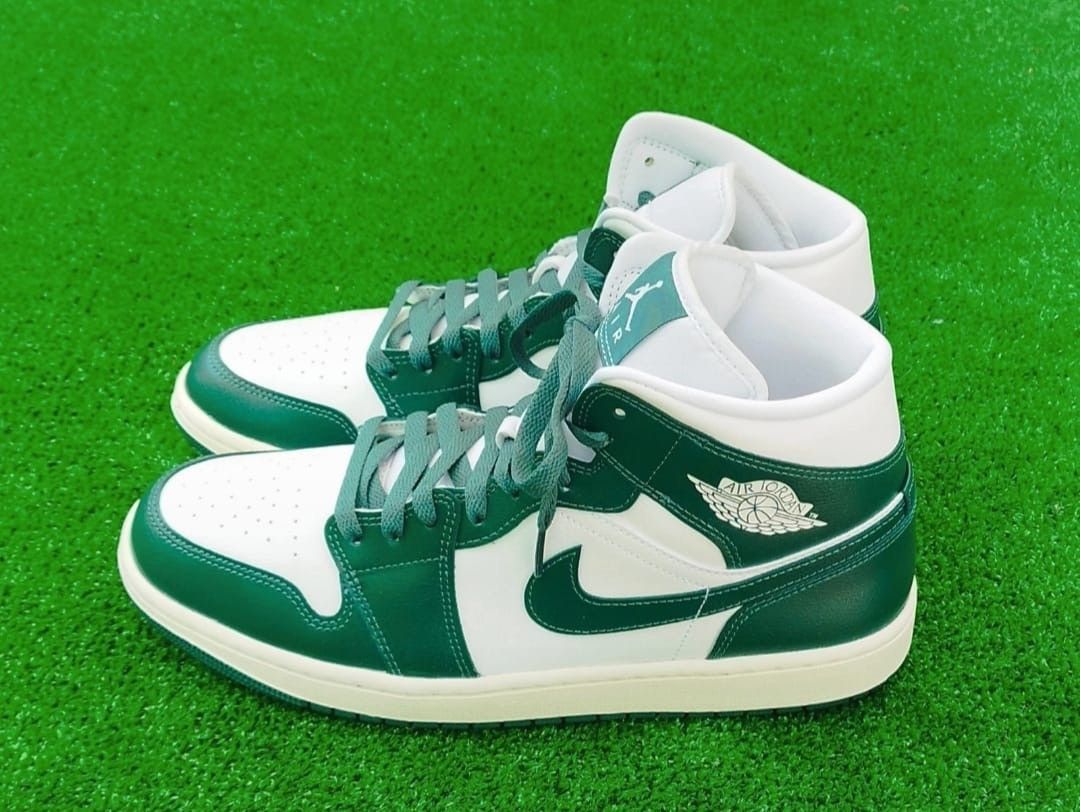 Jordan Brand Shoes Air Jordan 1 Unisex. Size US 9 / EU 42 - 3 Thumbnail
