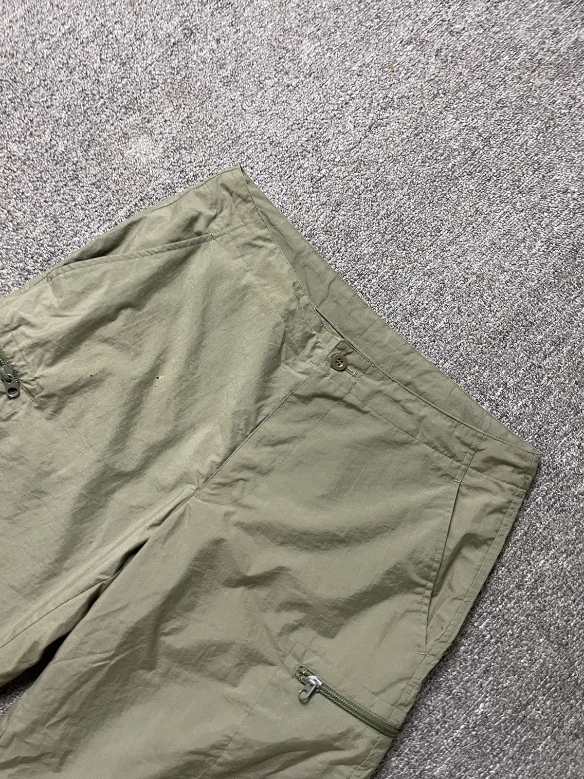 PPFM PPFM Nylon Short Pants with Multi Zip (184) Size US 30 / EU 46 - 2 Thumbnail