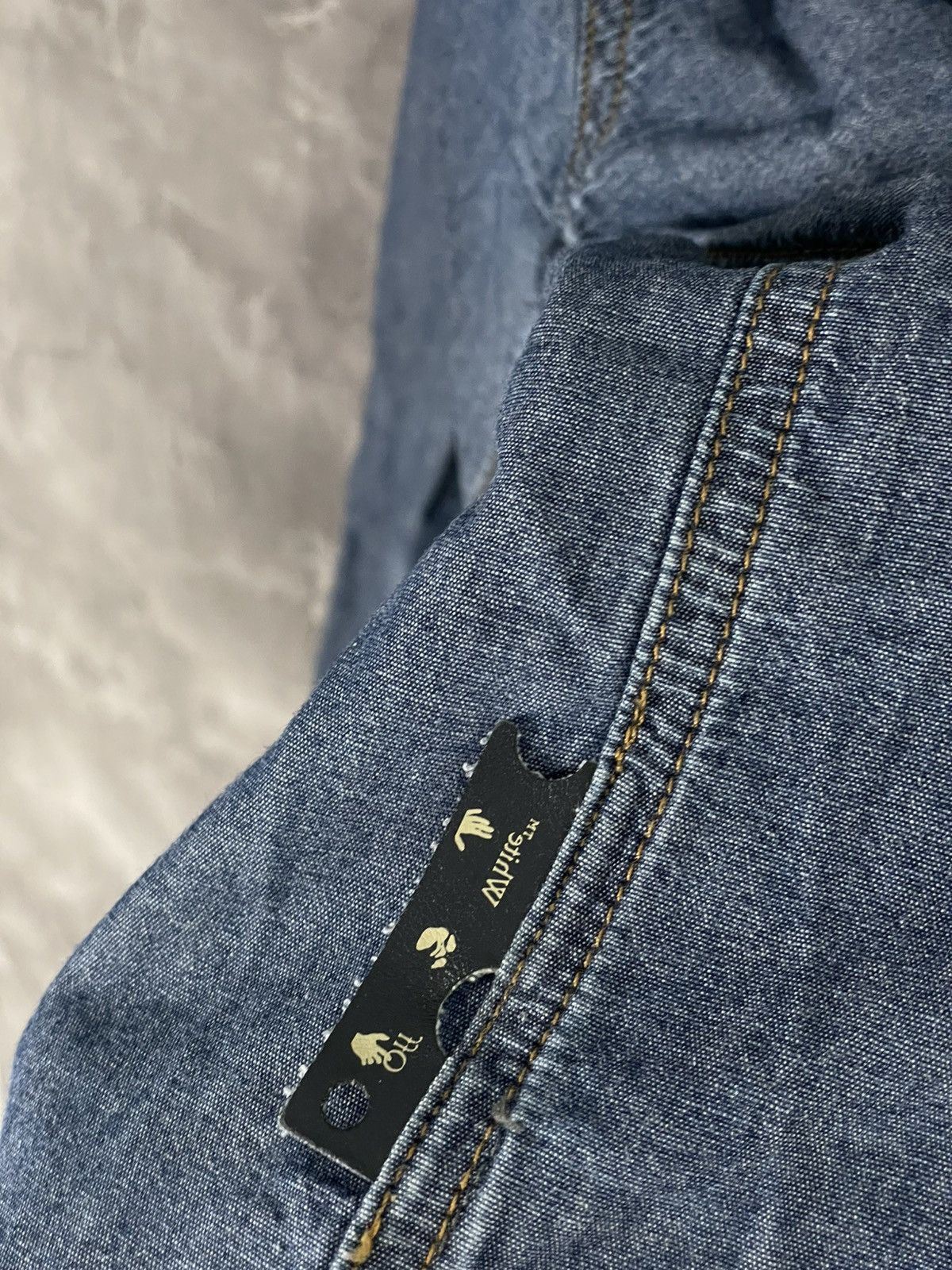 Off-White Off-White Big Logo Denim Hypebeast Style shirt Size US S / EU 44-46 / 1 - 13 Thumbnail