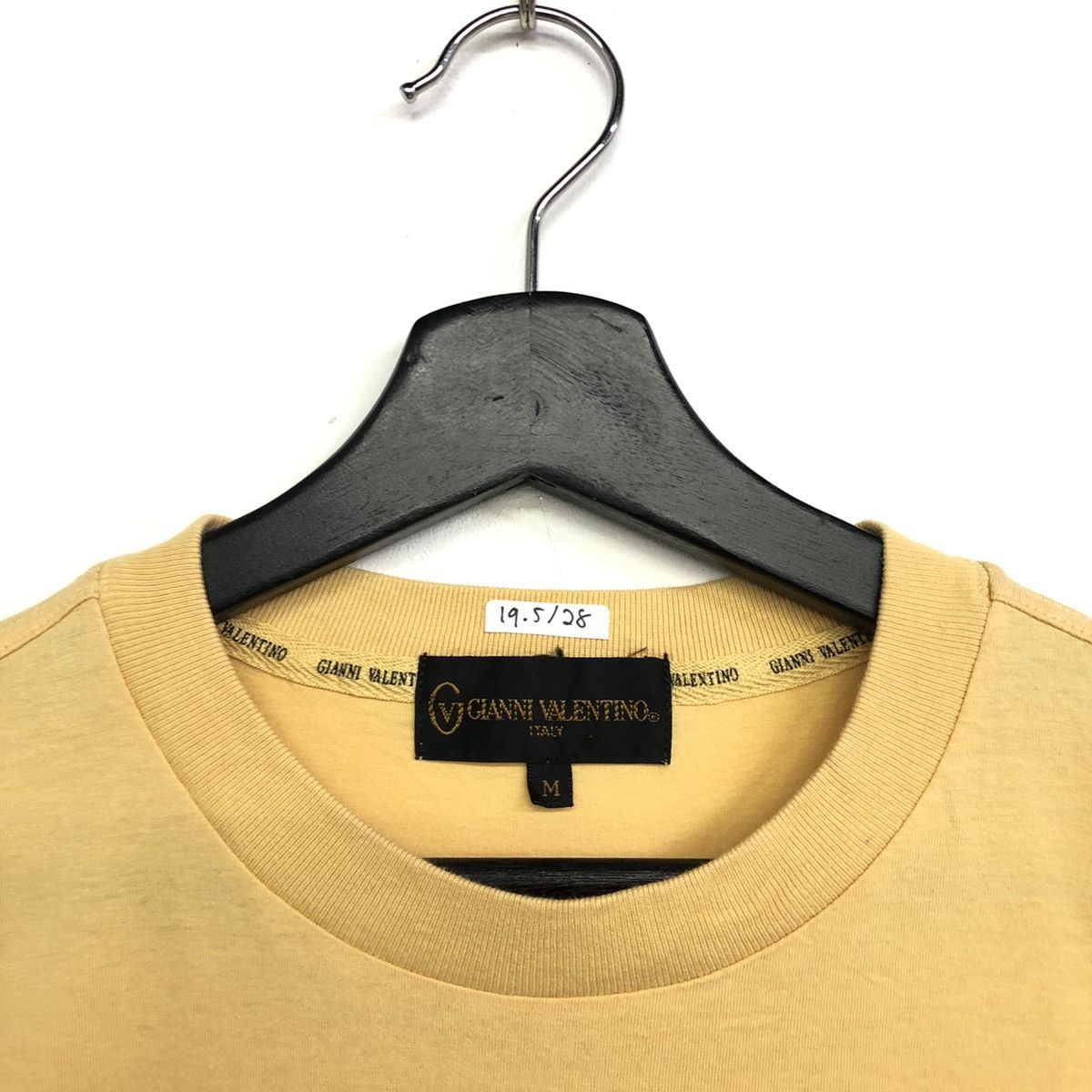 Gianni Valentino Gianni Valentino Embriodery Big Logo Tshirt Size US M / EU 48-50 / 2 - 4 Thumbnail