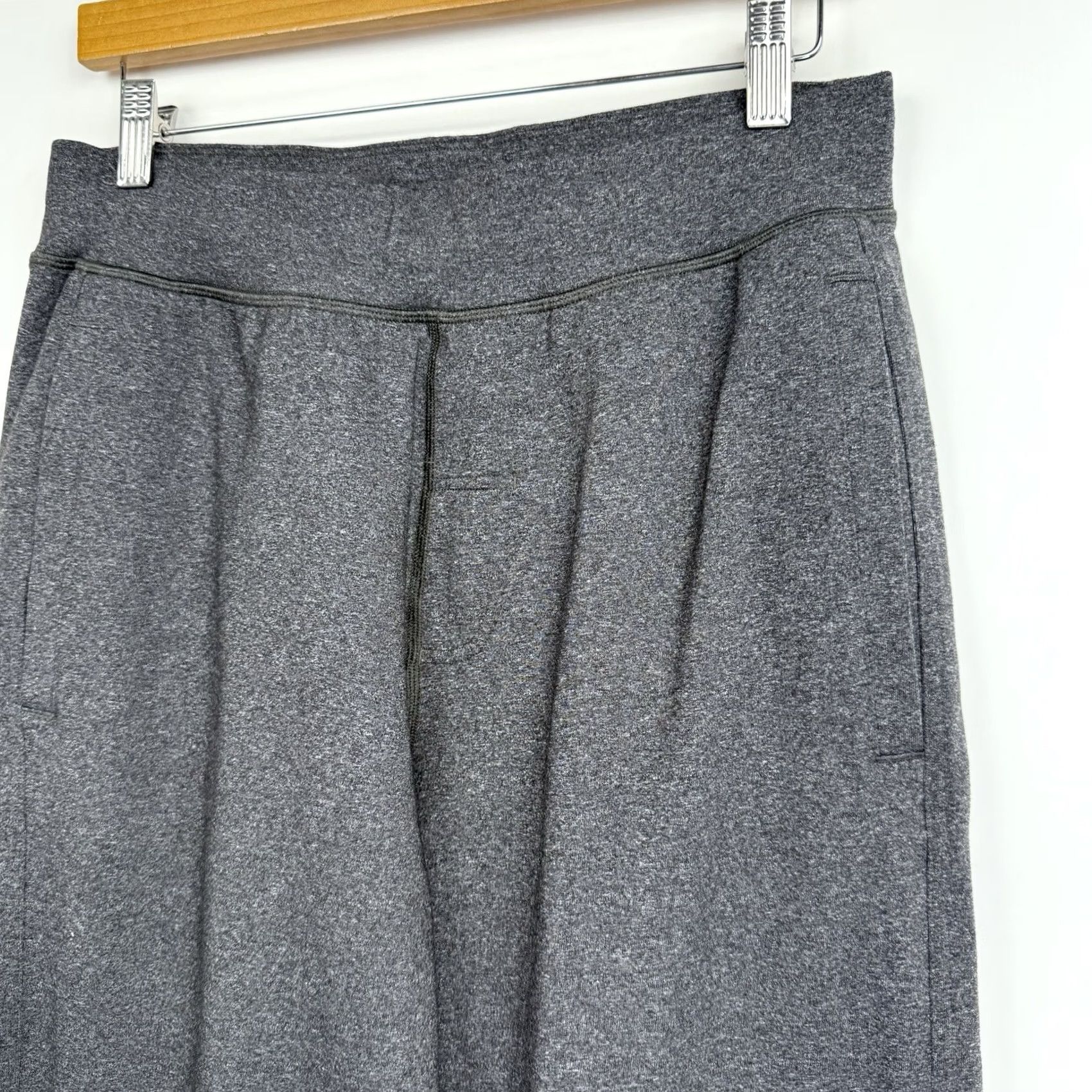 Lululemon Lululemon Kung Fu Pant Mens Medium Straight Leg Relaxed Fit Gray Gym Size US 31 - 4 Thumbnail